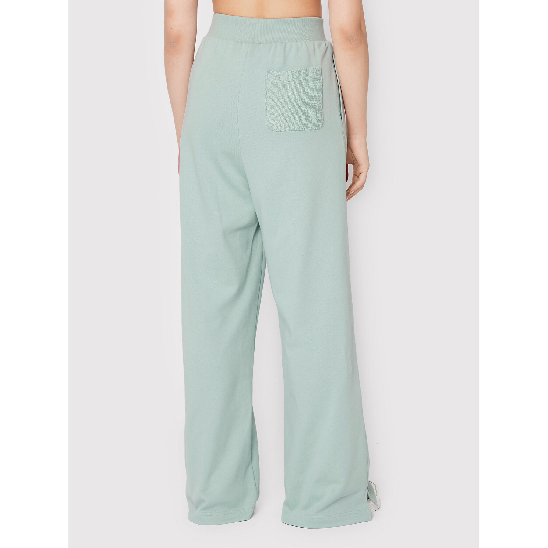 Reebok Долнище анцуг Classics Wide HH7378 Зелен Relaxed Fit - Pepit.bg
