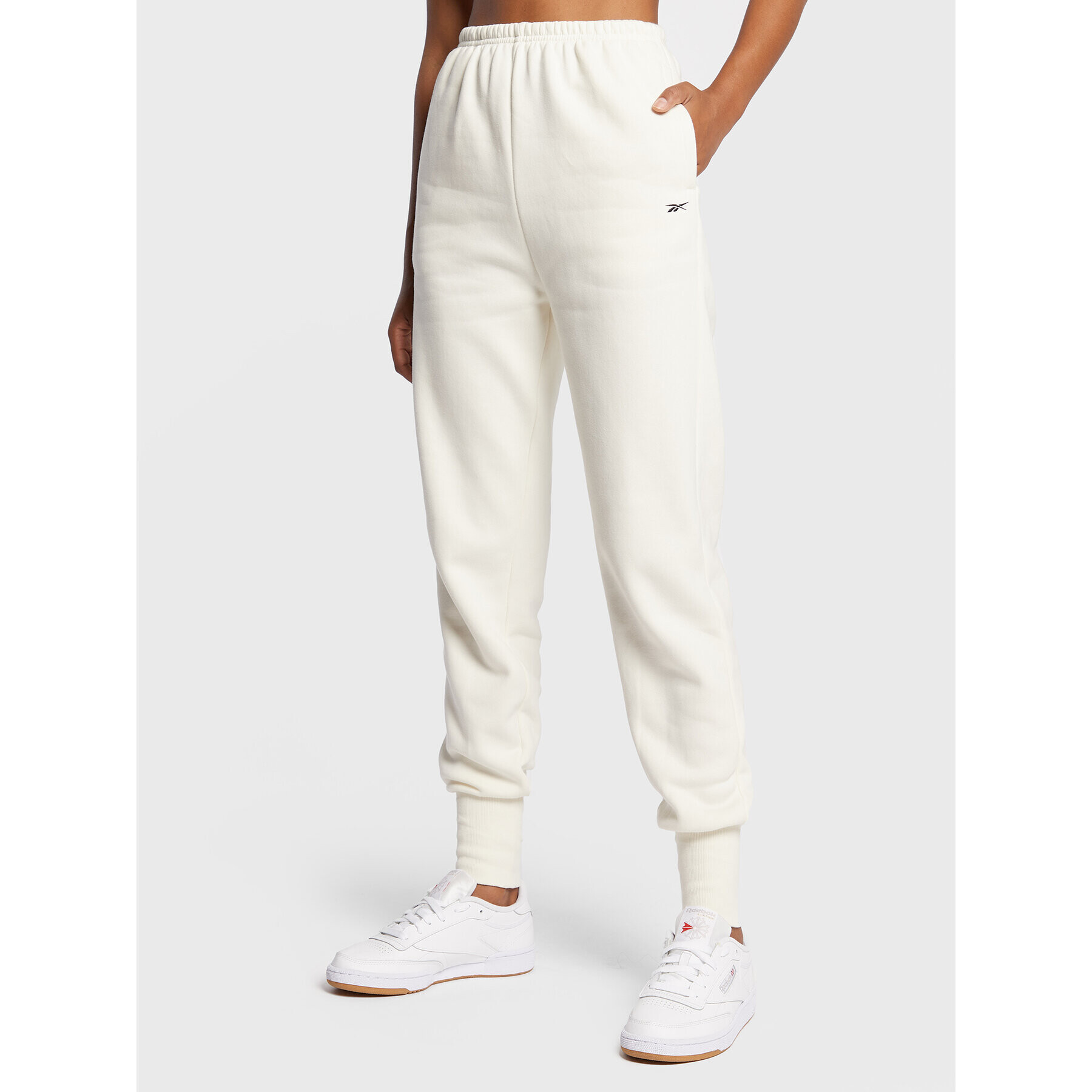 Reebok Долнище анцуг Classics HG1160 Бял Slim Fit - Pepit.bg
