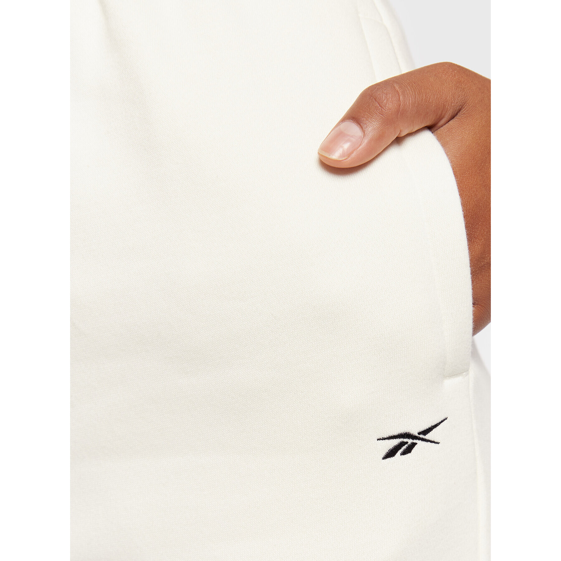 Reebok Долнище анцуг Classics HG1160 Бял Slim Fit - Pepit.bg