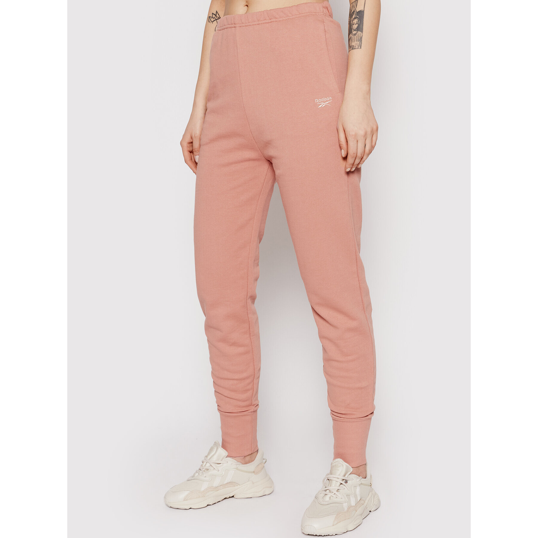 Reebok Classic Долнище анцуг Classics Wide Cozy H49234 Розов Slim Fit - Pepit.bg