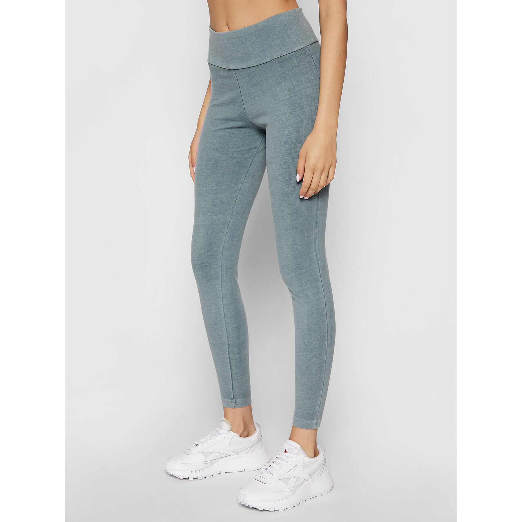 Reebok Classic Клин Classics Natural Dye H11212 Зелен Slim Fit - Pepit.bg