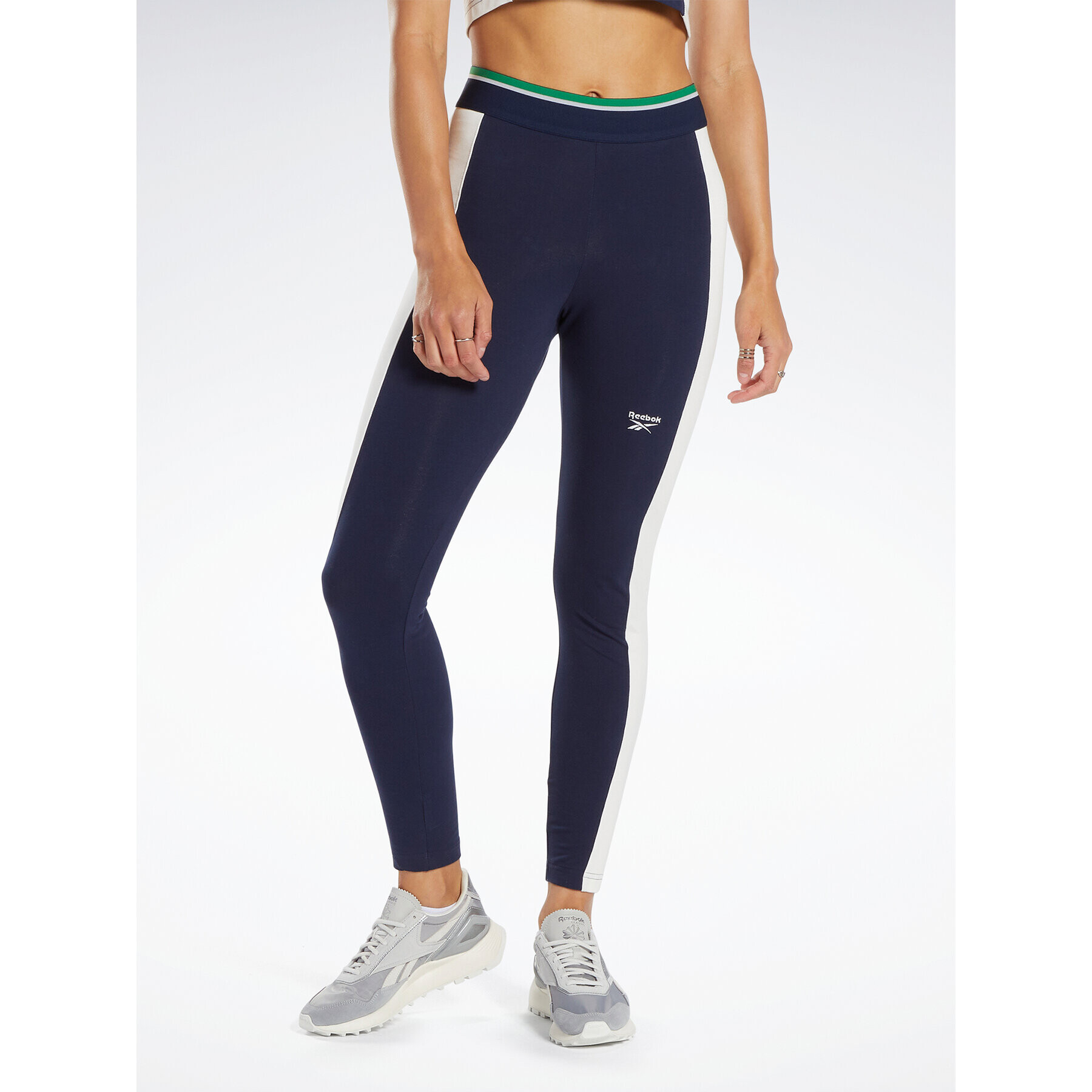 Reebok Клин HS4710 Тъмносин Slim Fit - Pepit.bg