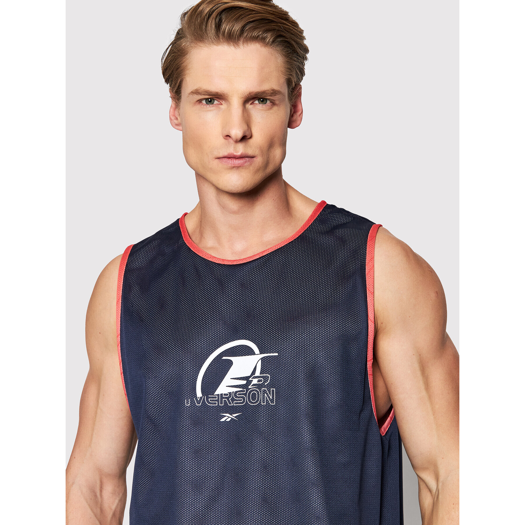 Reebok Мъжки топ Iverson HE9350 Тъмносин Regular Fit - Pepit.bg