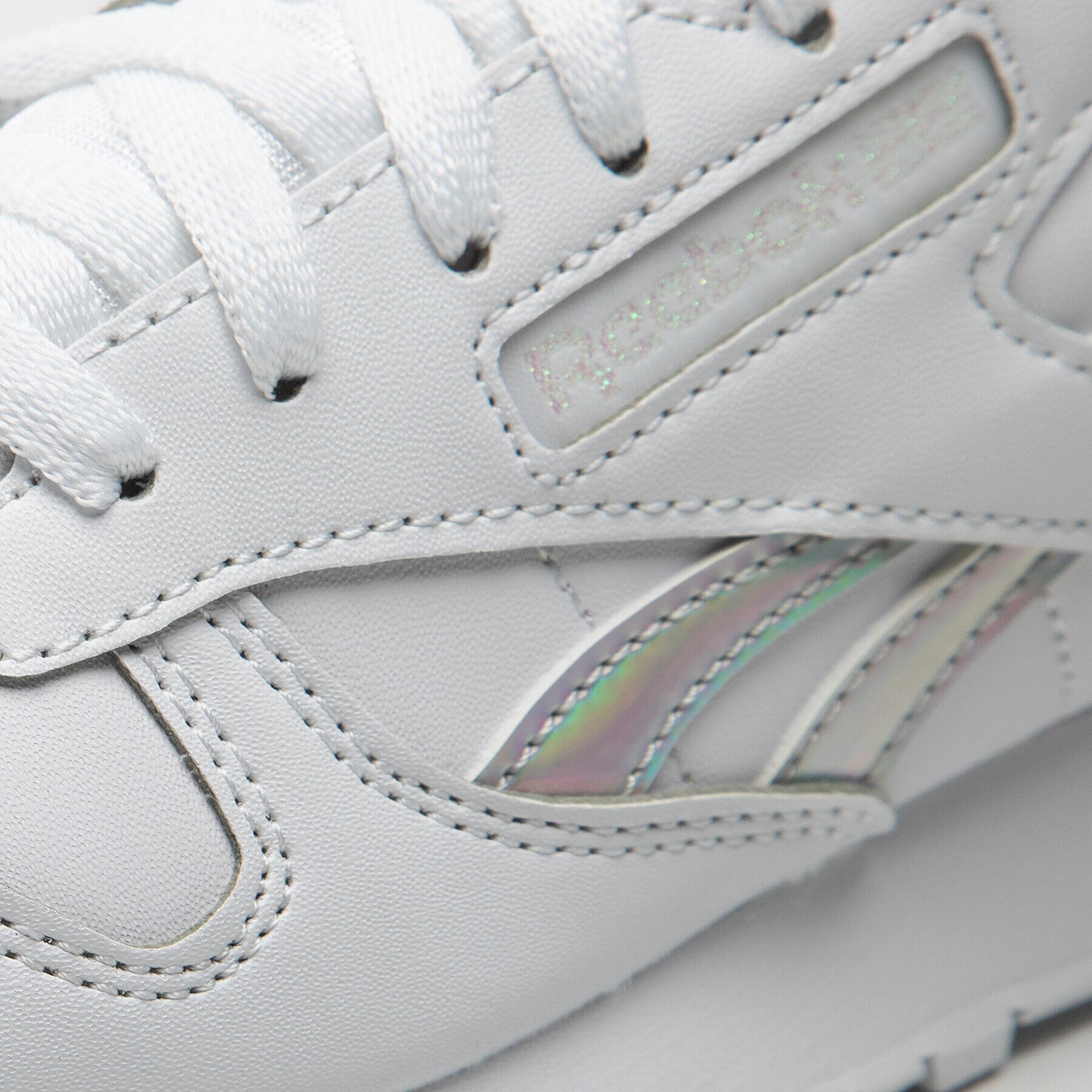Reebok Classic Обувки Classic Leather HQ3900 Бял - Pepit.bg