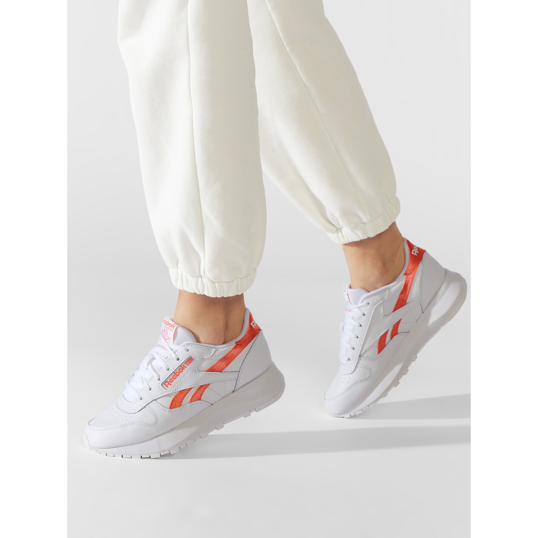 Reebok Обувки Classic Leather SP GW3795 Бял - Pepit.bg
