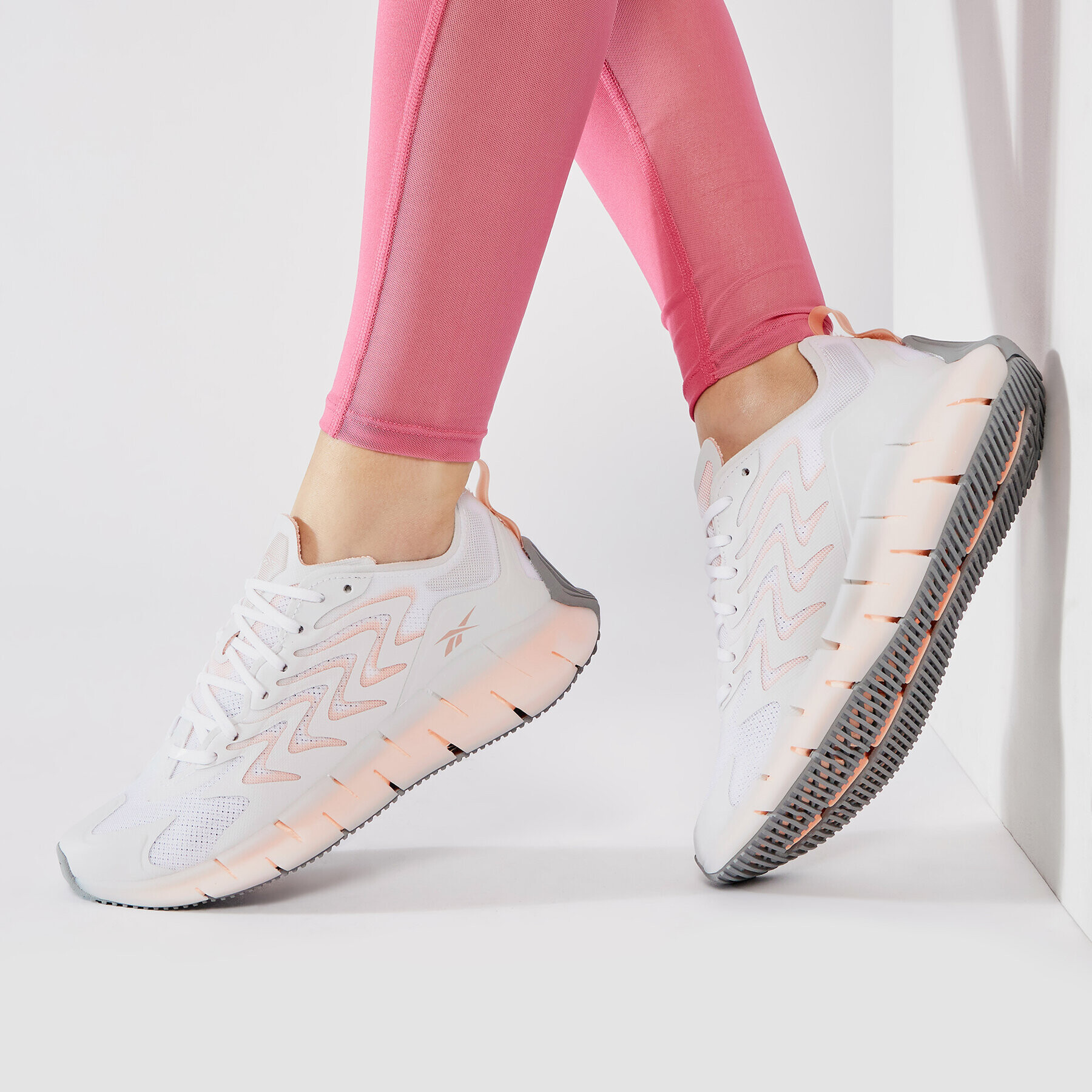 Reebok Обувки Zig Kinetica 21 FX9411 Бял - Pepit.bg