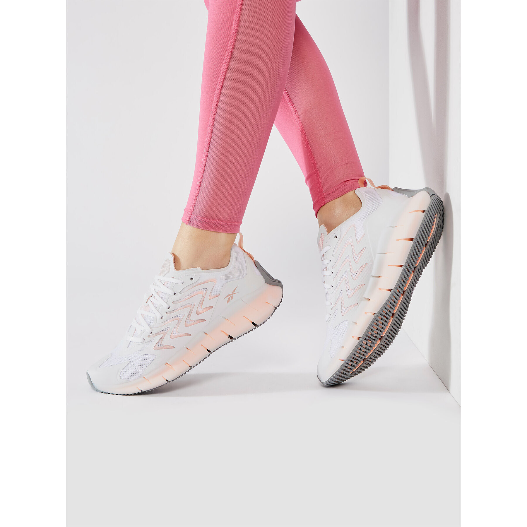Reebok Обувки Zig Kinetica 21 FX9411 Бял - Pepit.bg