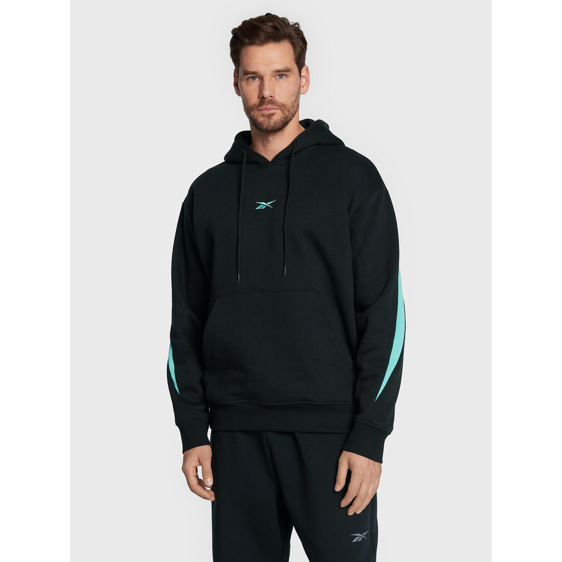 Reebok Суитшърт Classics Brand Proud HI4598 Черен Oversize - Pepit.bg