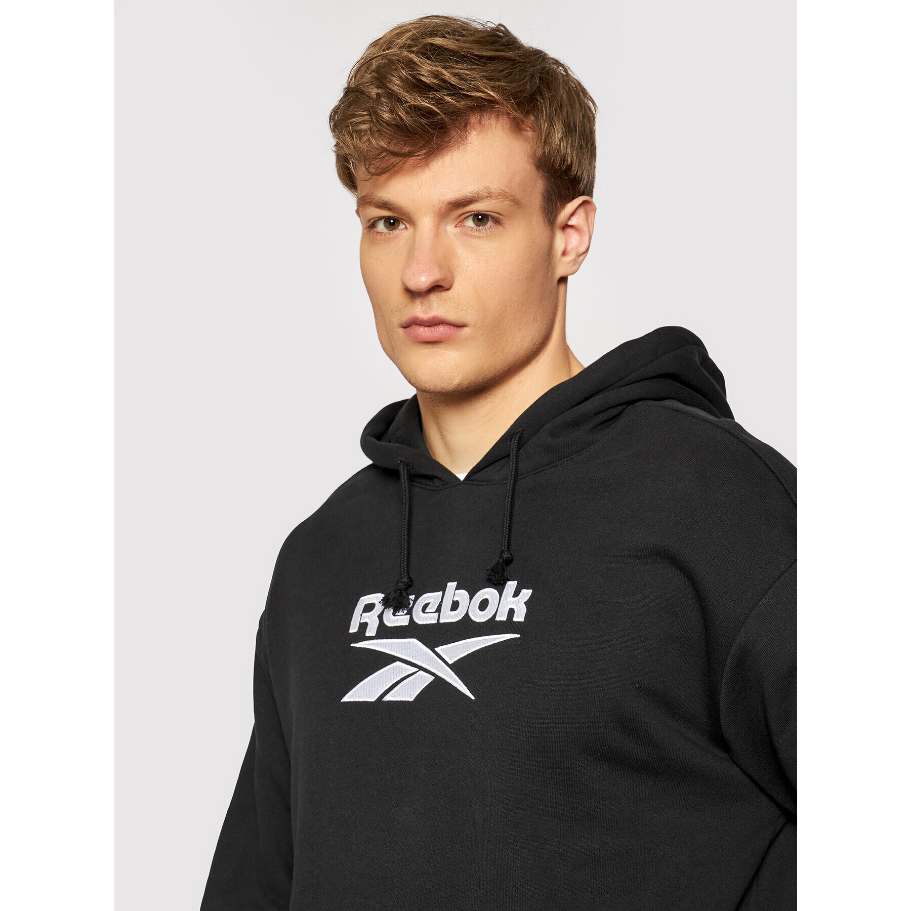 Reebok Суитшърт Classics Foundation Vector GU3879 Черен Oversize - Pepit.bg