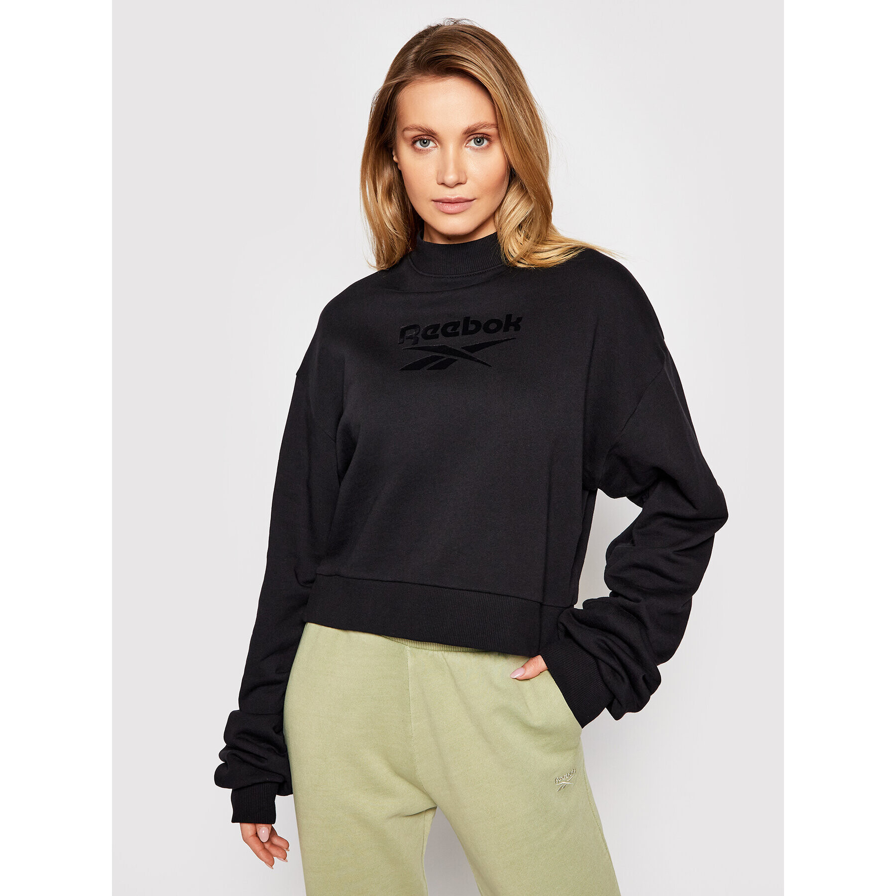 Reebok Classic Суитшърт Classics Mock Neck GN4959 Черен Loose Fit - Pepit.bg