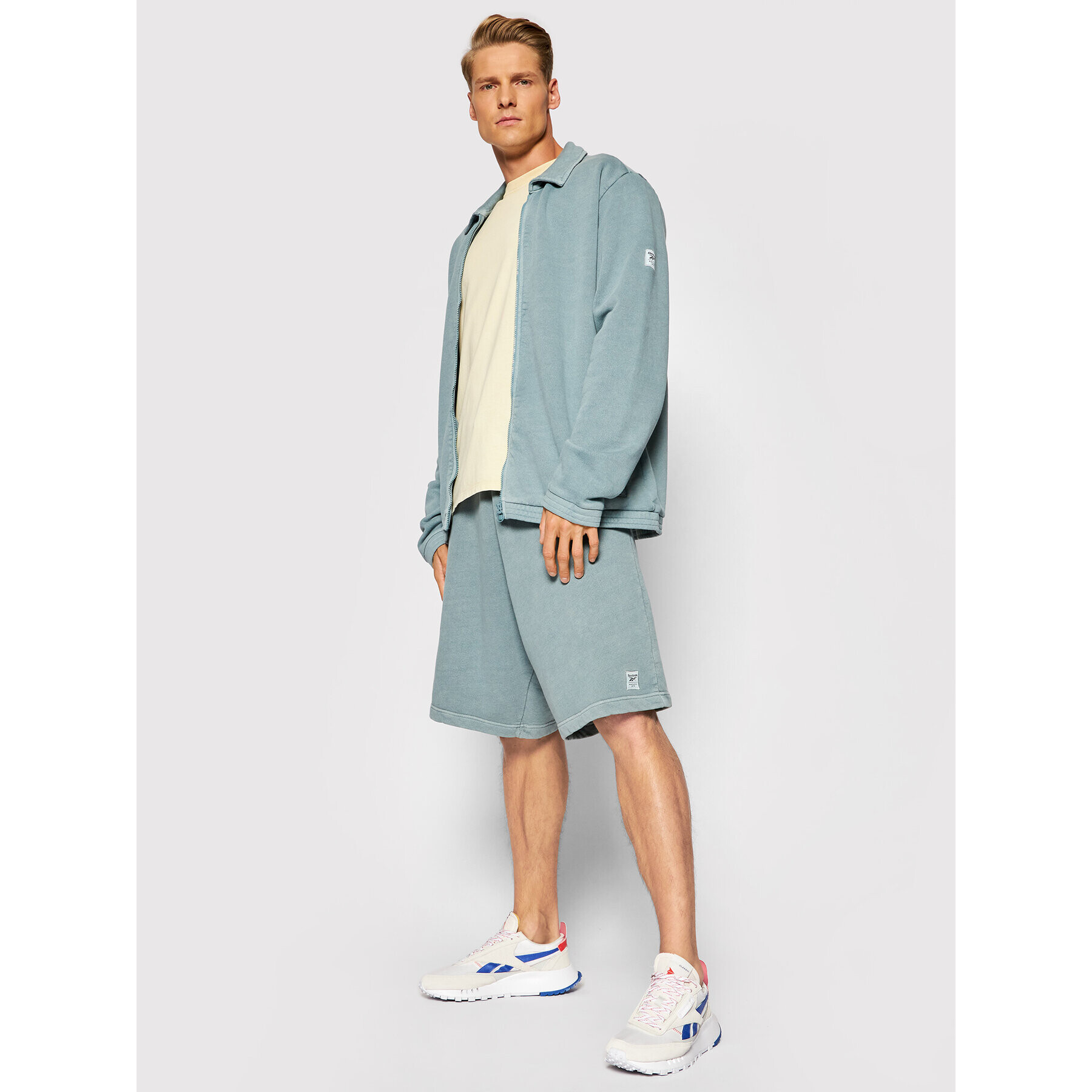 Reebok Суитшърт Classics Natural Dye GS9142 Зелен Oversize - Pepit.bg