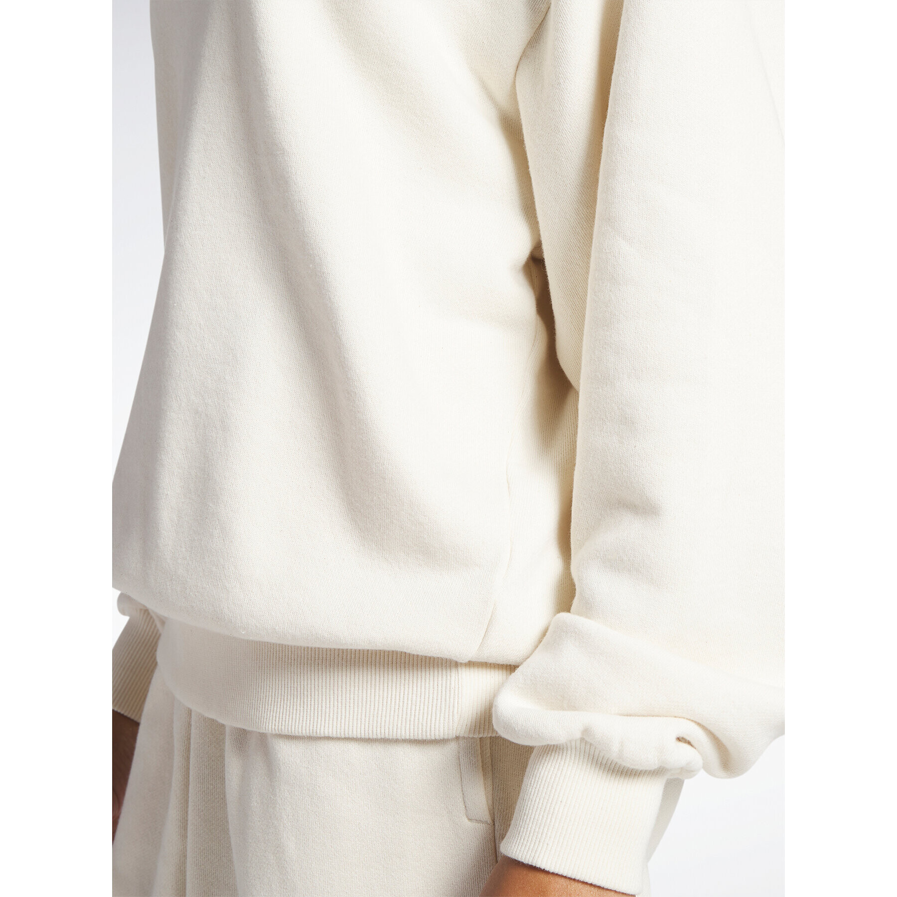 Reebok Суитшърт Classics Natural Dye HS4745 Екрю Oversize - Pepit.bg