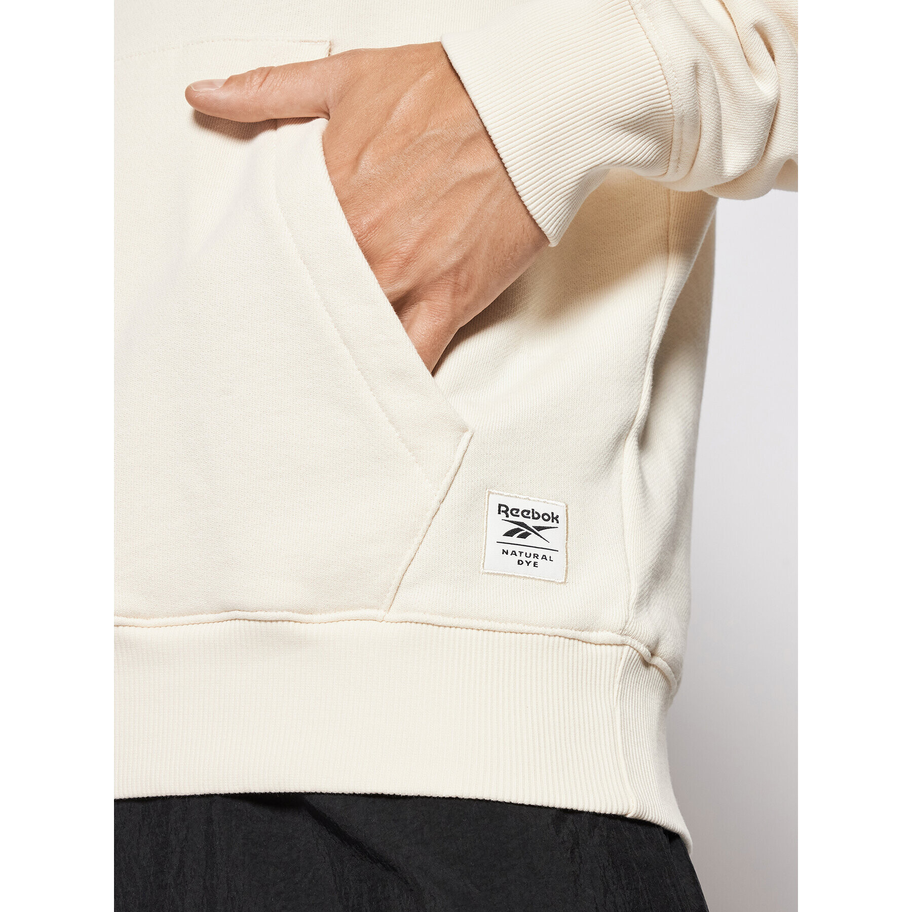 Reebok Classic Суитшърт Classics Non Dye GS9160 Бежов Oversize - Pepit.bg