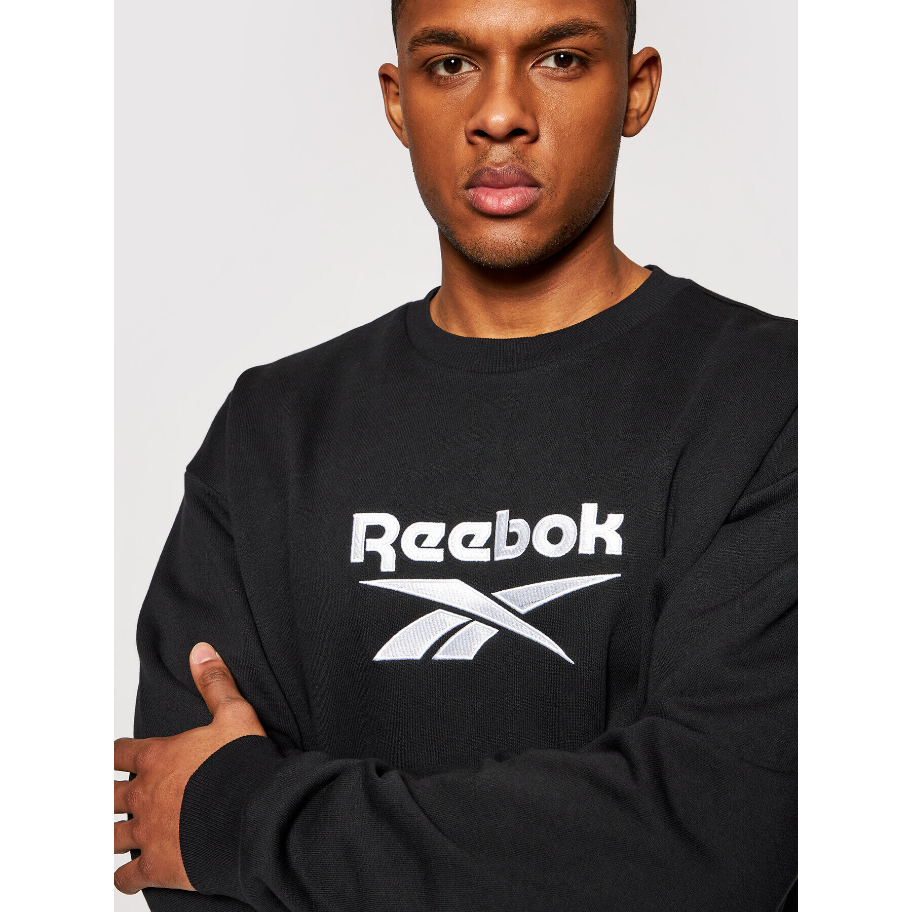 Reebok Суитшърт Classics Vector GU3883 Черен Oversize - Pepit.bg