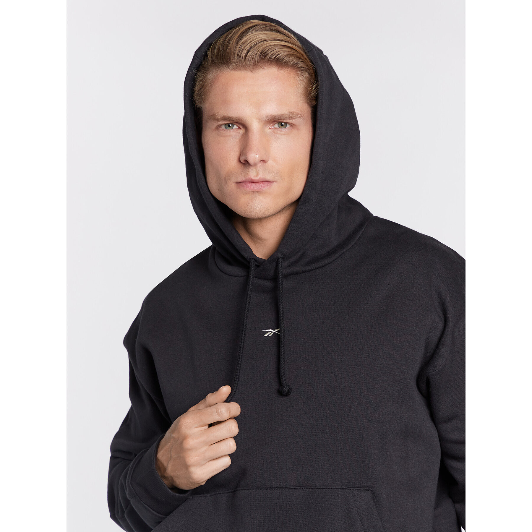 Reebok Classic Суитшърт Wardrobe Essentials HM3120 Черен Loose Fit - Pepit.bg