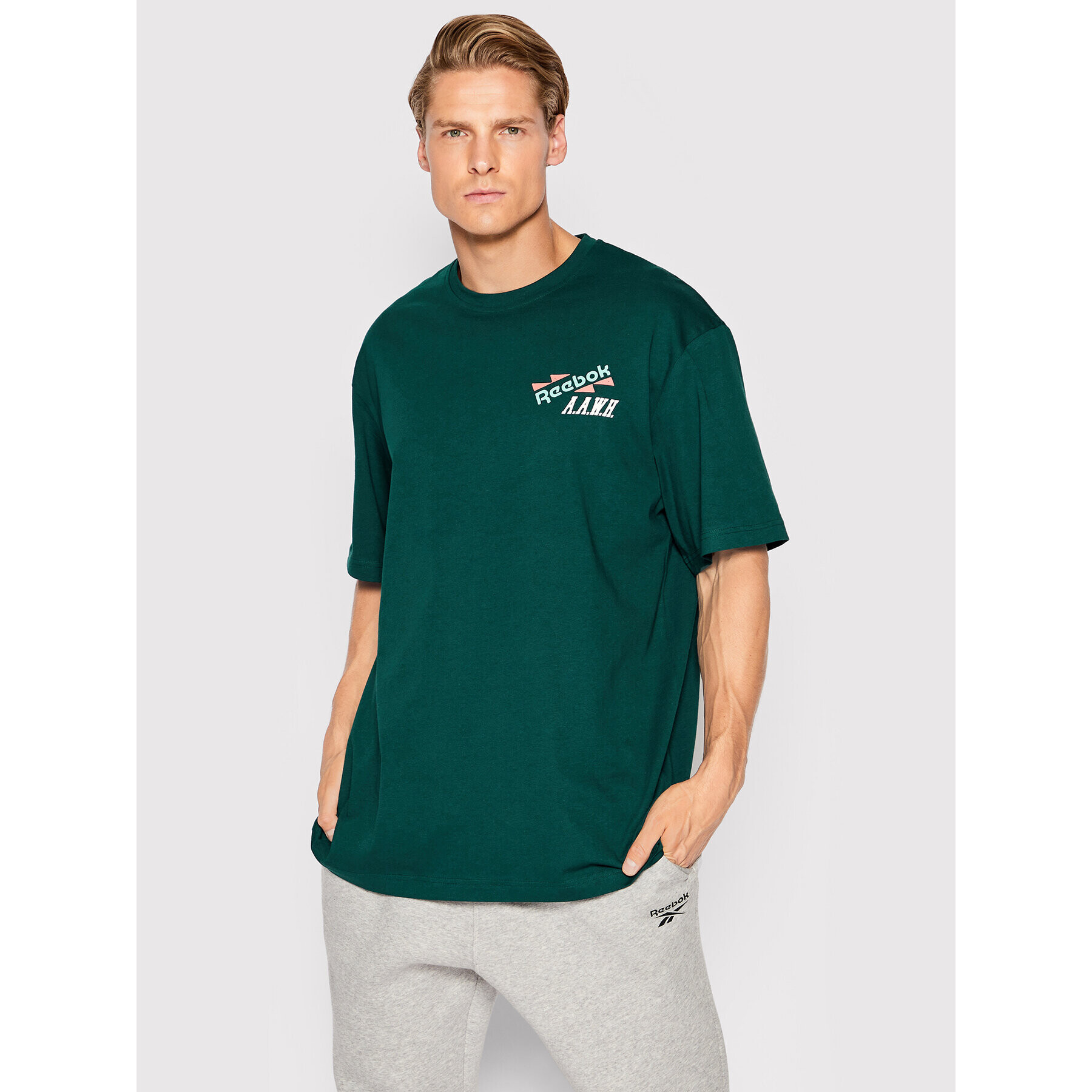 Reebok Тишърт Certified HH7390 Зелен Relaxed Fit - Pepit.bg