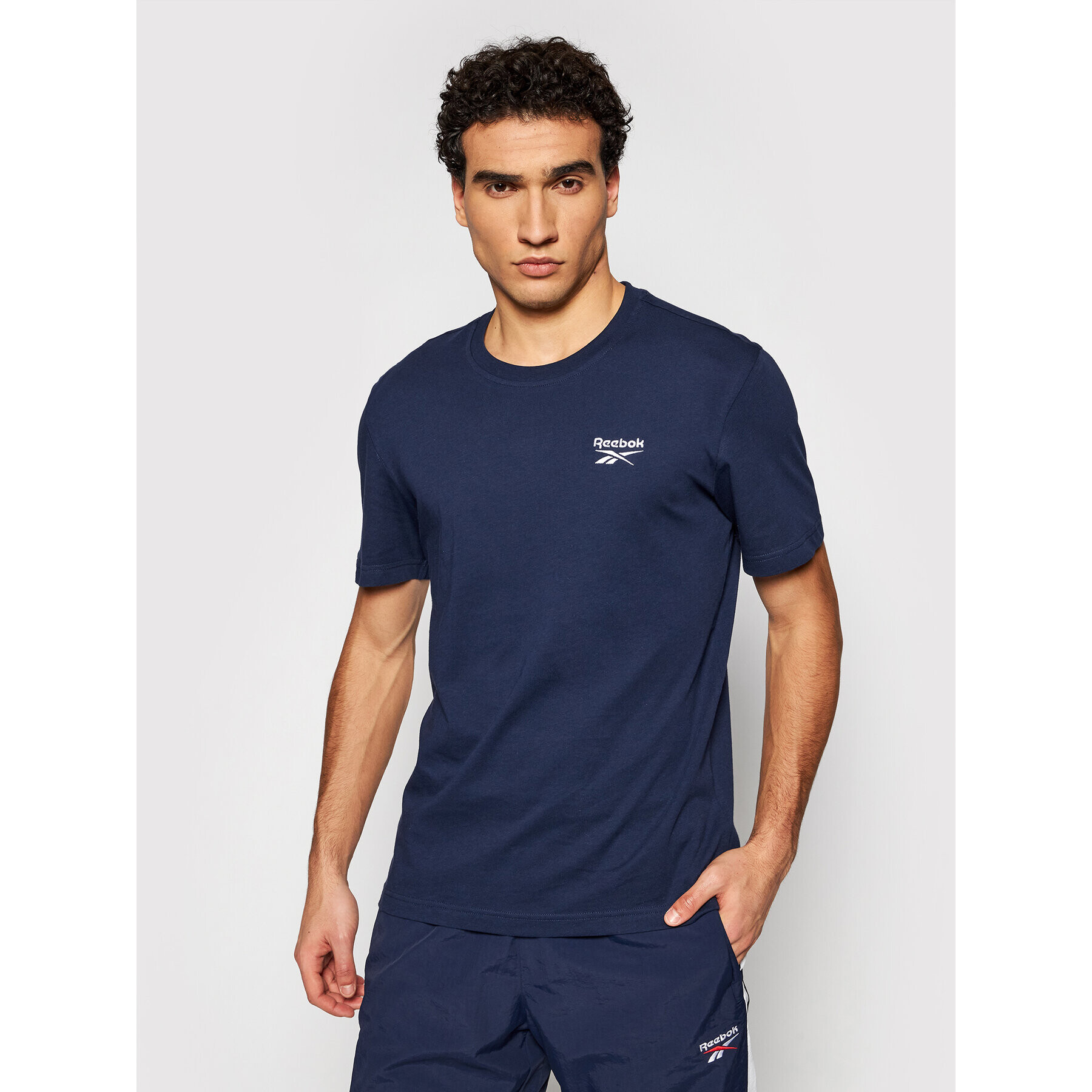 Reebok Classic Тишърт Classic Identity GJ0641 Тъмносин Regular Fit - Pepit.bg