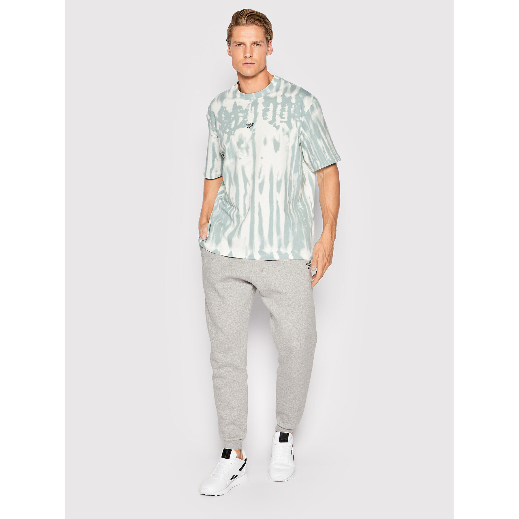 Reebok Тишърт Classics Summer HM3123 Зелен Oversize - Pepit.bg