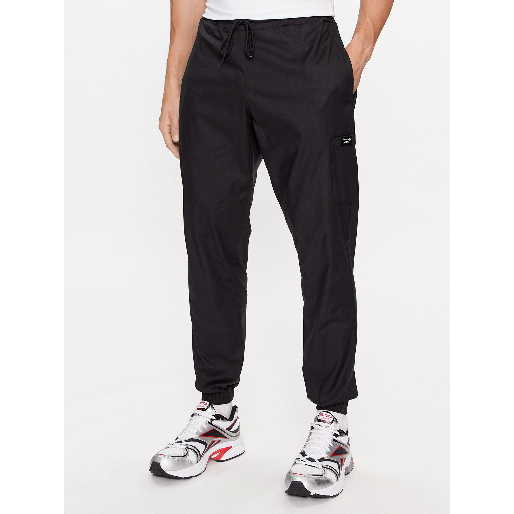 Reebok Долнище анцуг Essentials II0695 Черен Regular Fit - Pepit.bg