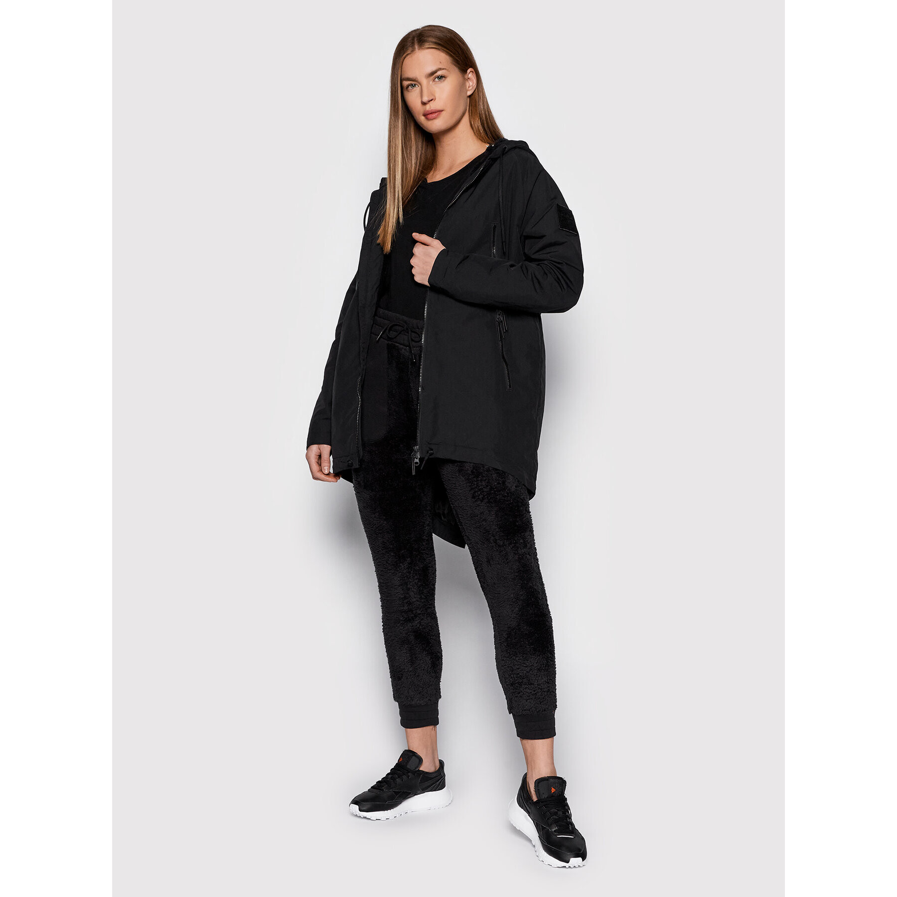 Reebok Долнище анцуг MYT Cozy GS9363 Черен Regular Fit - Pepit.bg