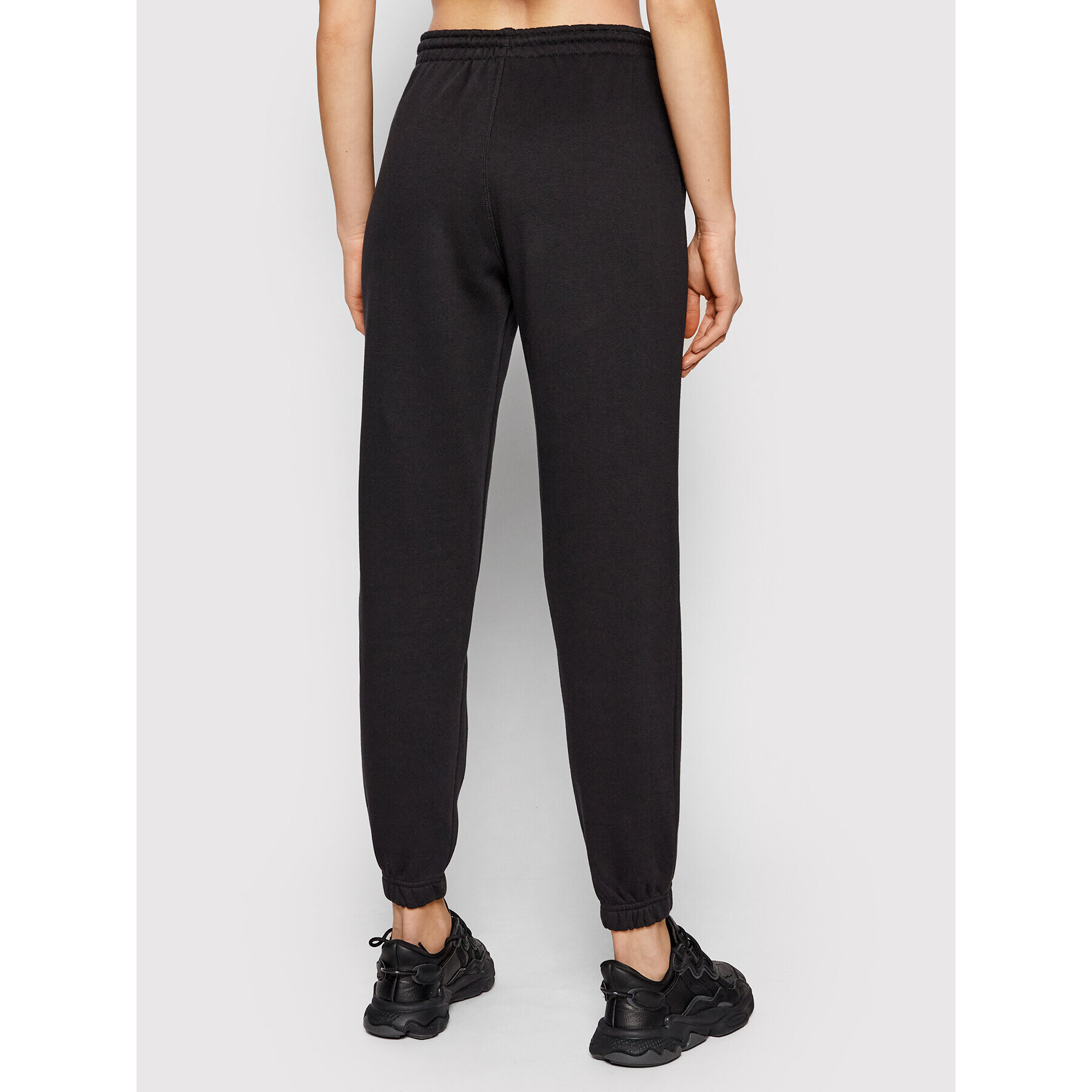 Reebok Долнище анцуг Identity Logo GR9400 Черен Regular Fit - Pepit.bg