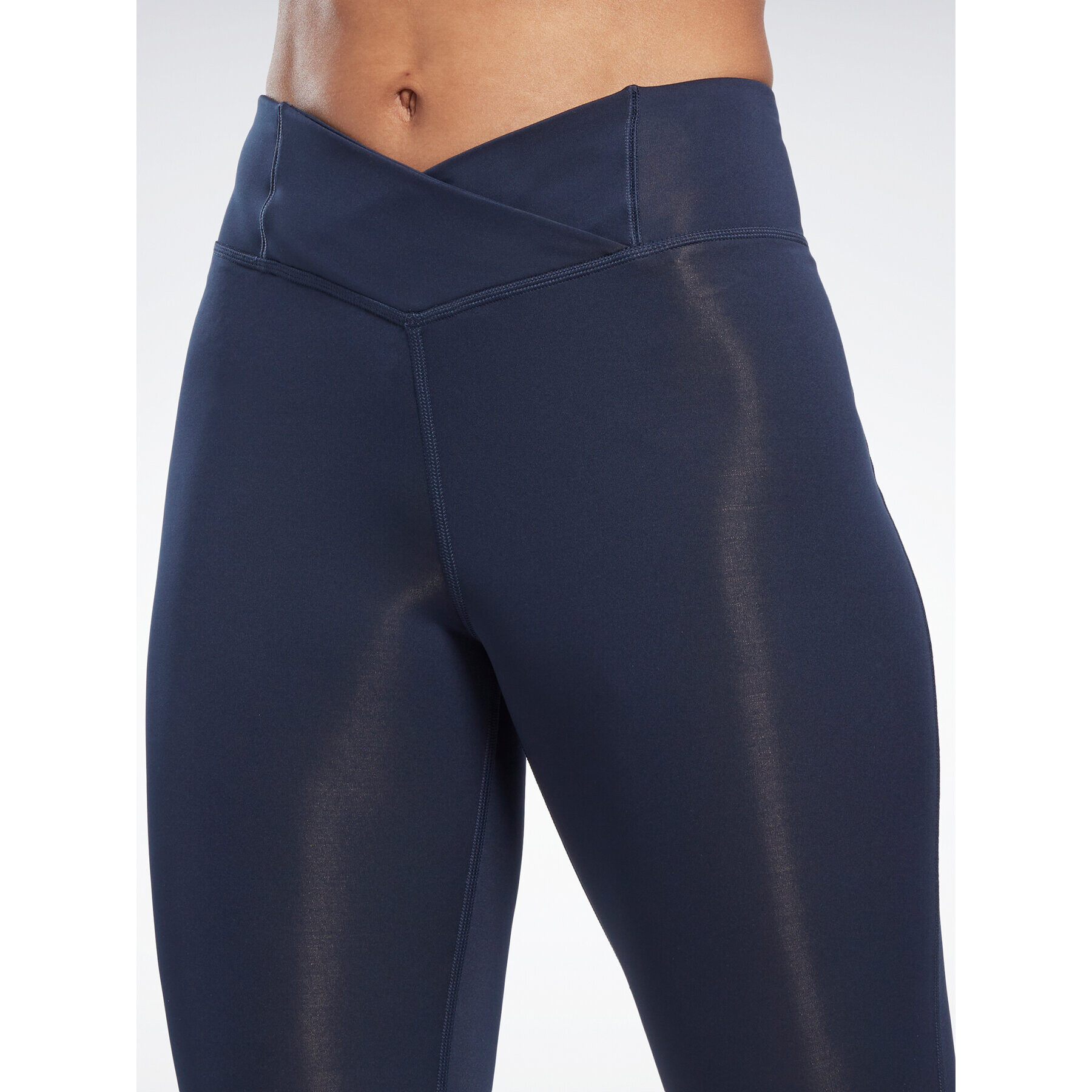 Reebok Клин Workout Ready Basic HT4936 Тъмносин Slim Fit - Pepit.bg