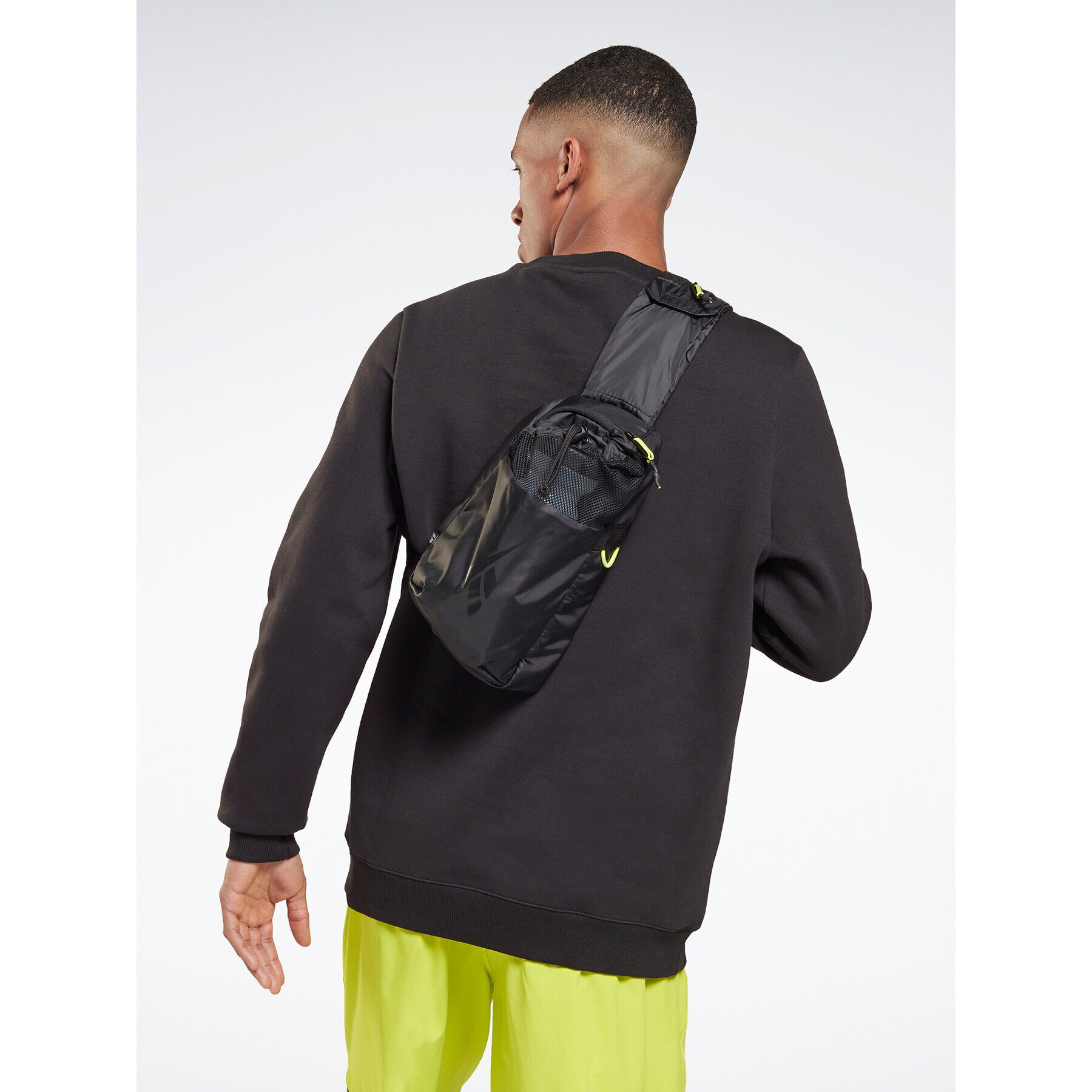 Reebok Мъжка чантичка Tech Style Sling Bag H37601 Черен - Pepit.bg