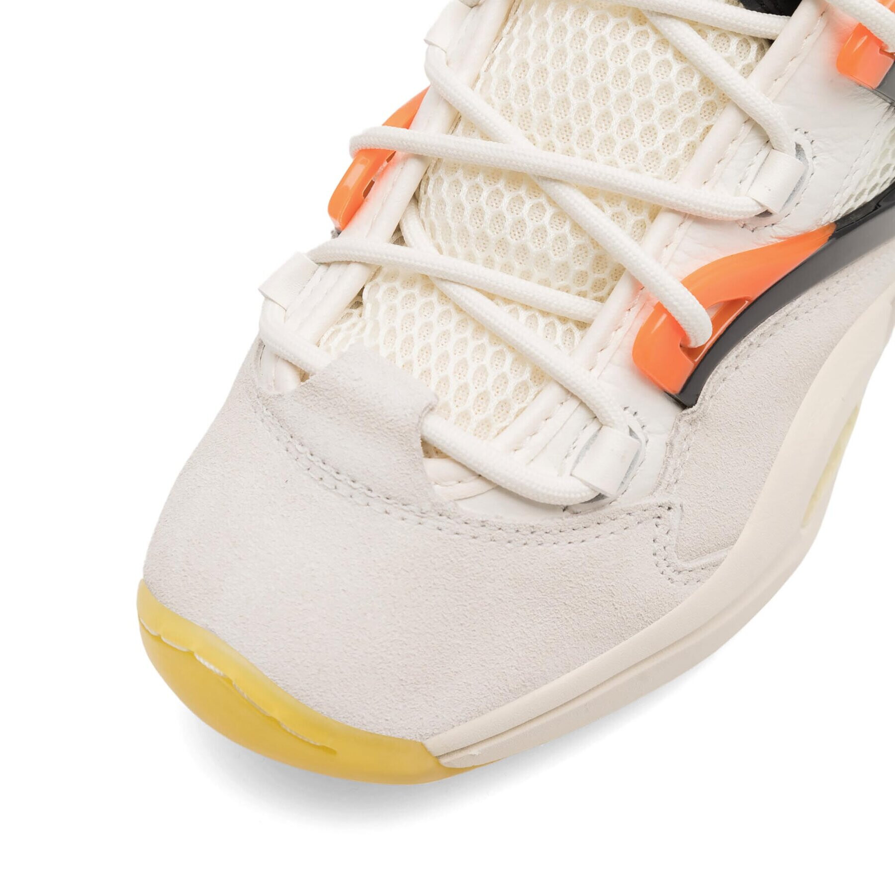 Reebok Обувки Question Pump H06490-W Бежов - Pepit.bg