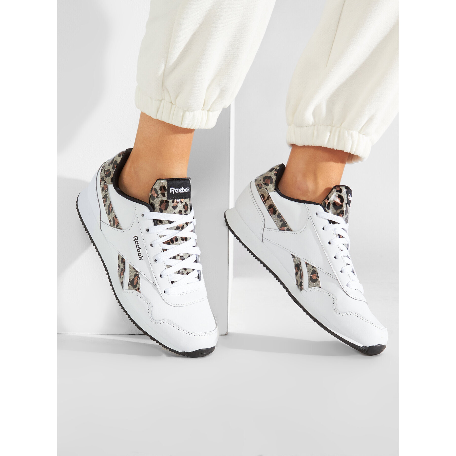 Reebok Обувки Royal Cl Jog 3.0 GW3697 Бял - Pepit.bg