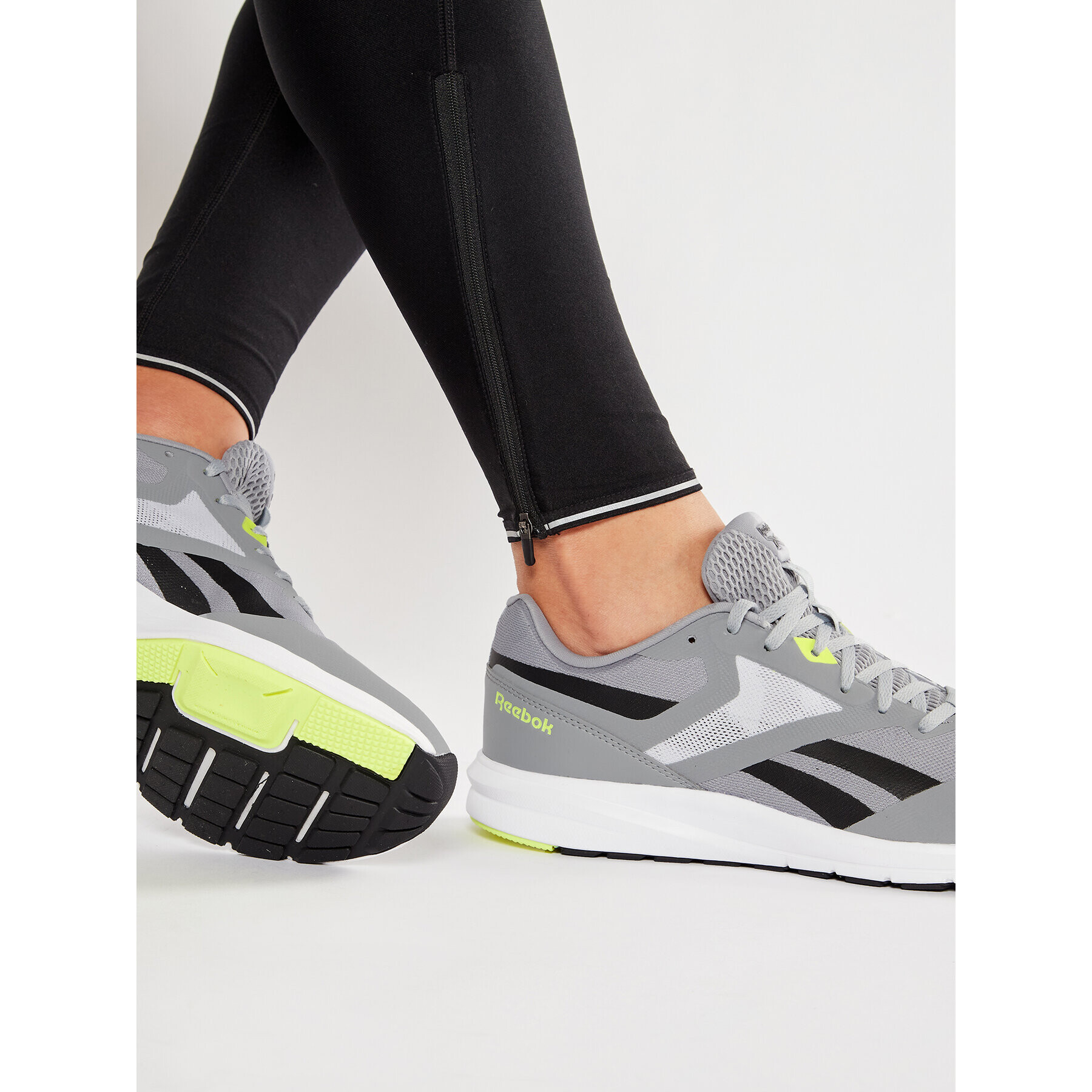 Reebok Обувки Runner 4.0 S23645 Сив - Pepit.bg
