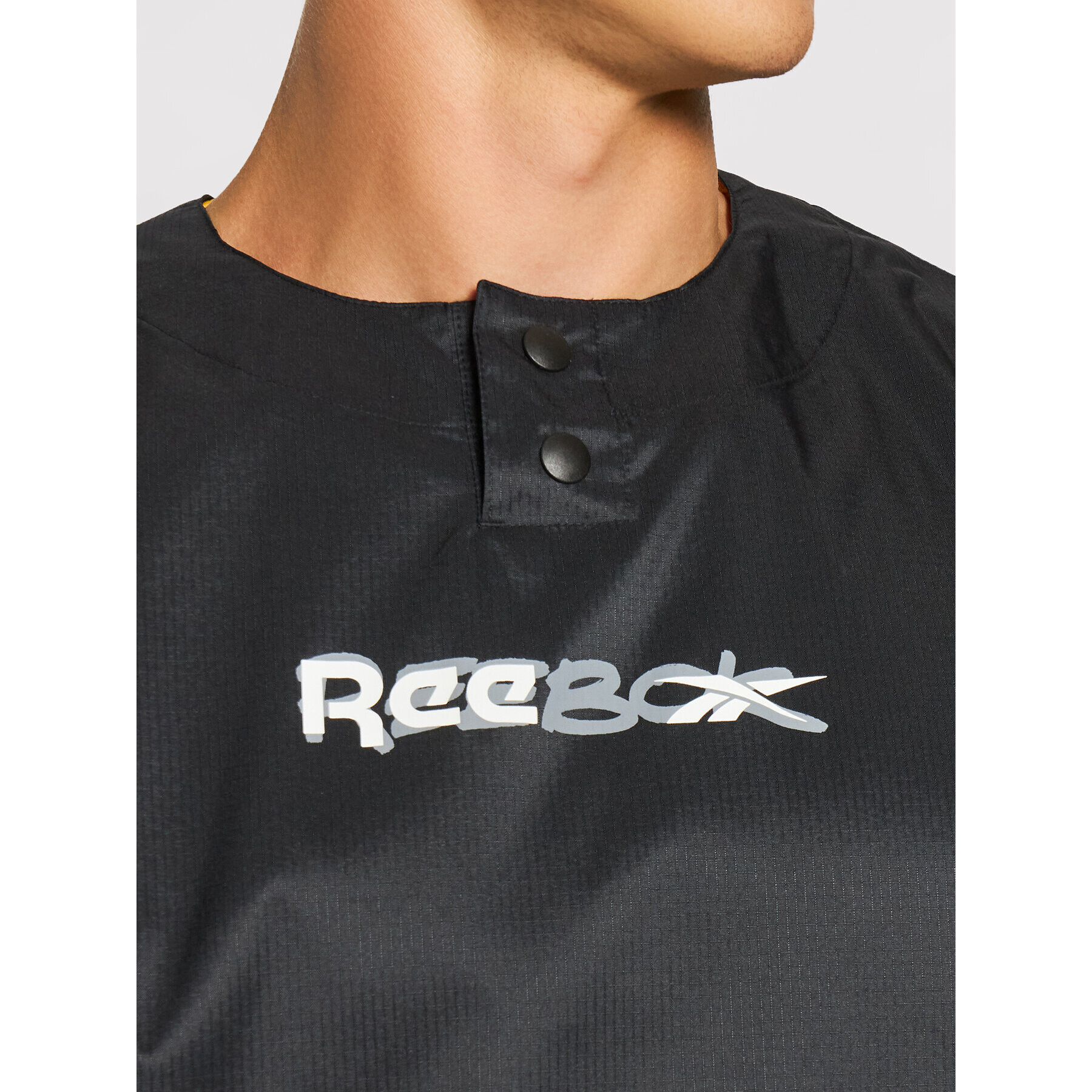 Reebok Анорак Myt Crew GT5788 Черен Regular Fit - Pepit.bg