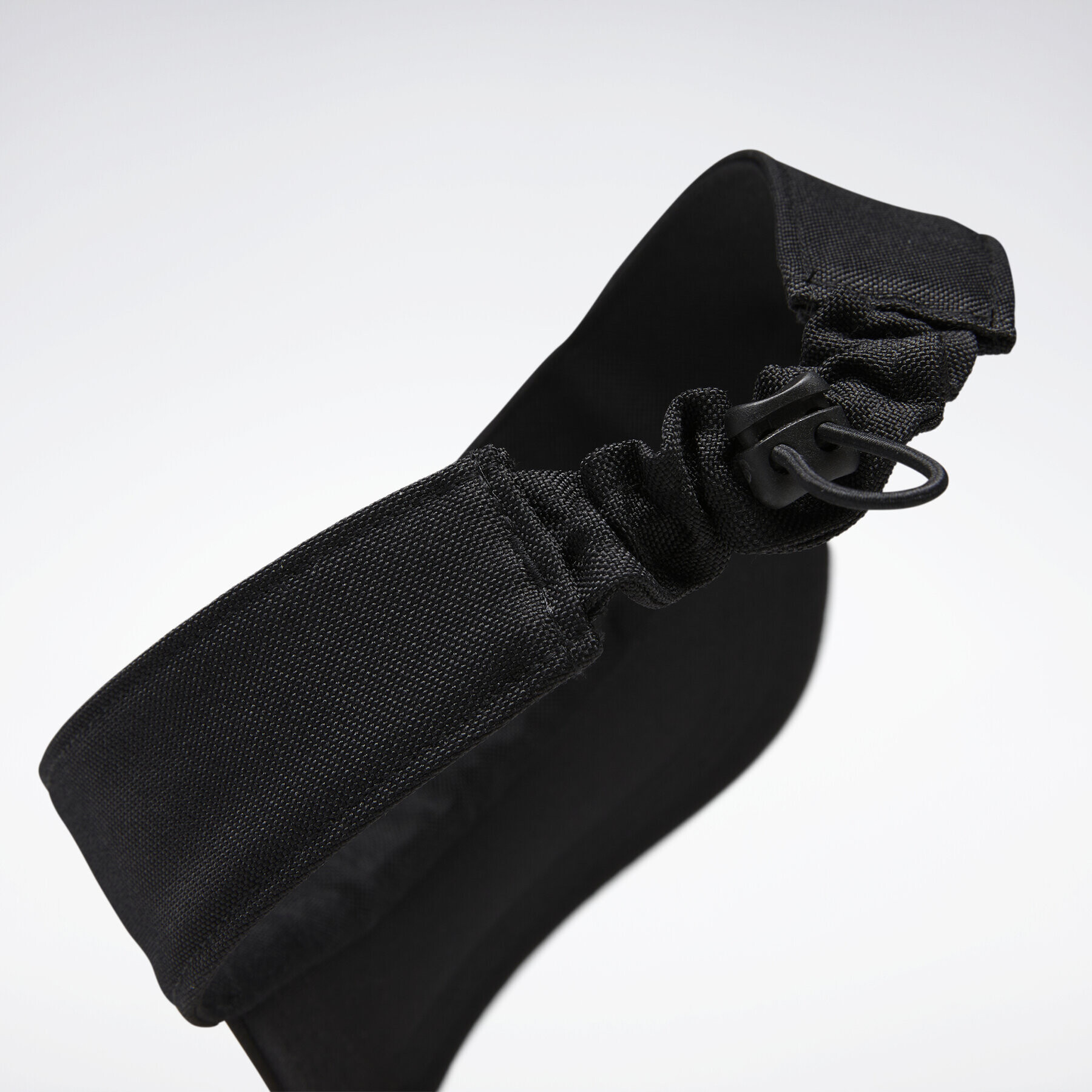 Reebok Шапка с козирка Classics Premium Cap HC4152 Черен - Pepit.bg