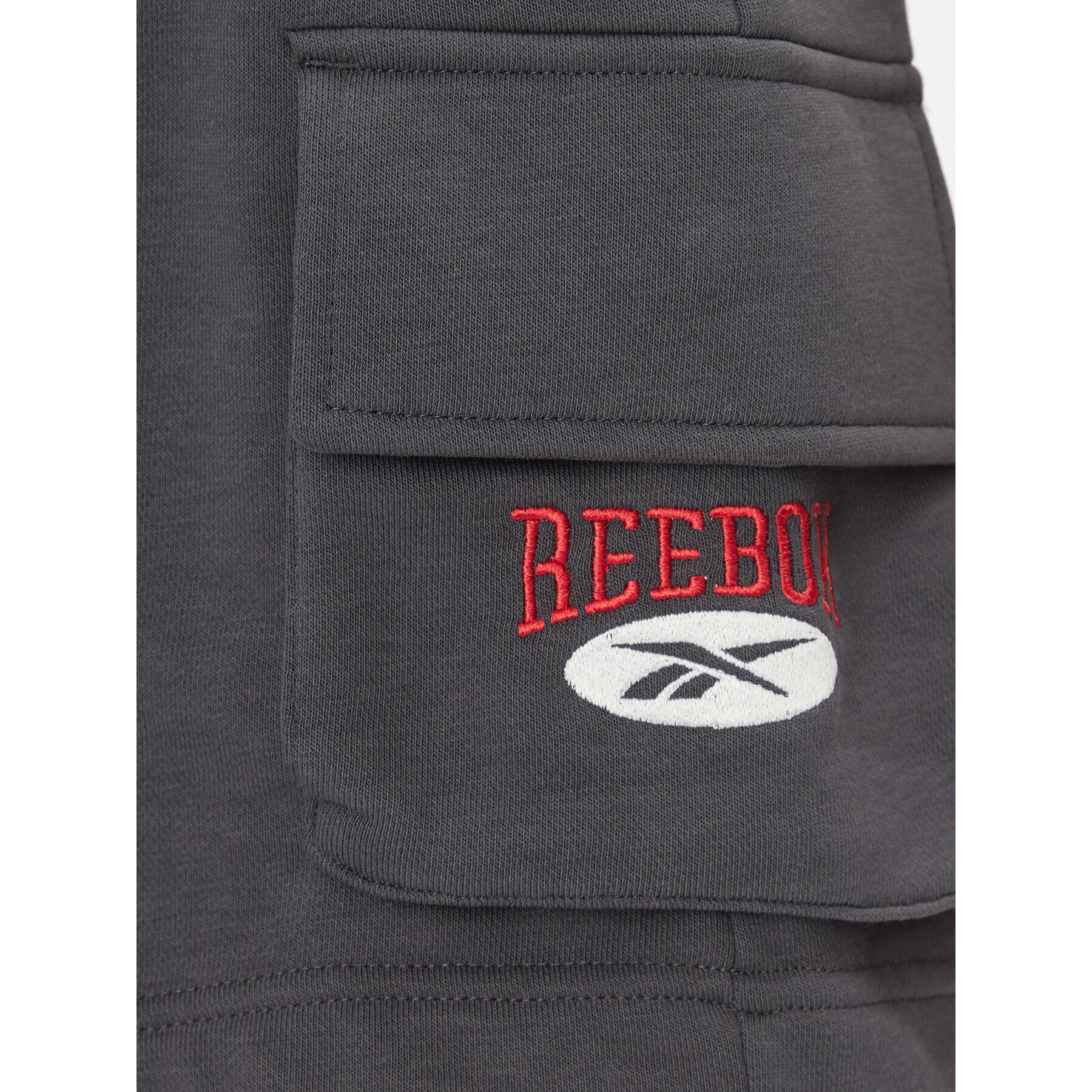 Reebok Спортни шорти Archive Essentials IL6289 Сив Regular Fit - Pepit.bg