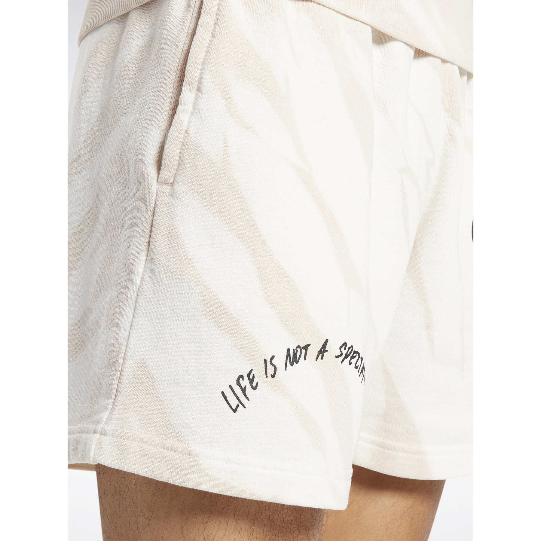 Reebok Спортни шорти Classics Block Party Shorts HT8180 Бял - Pepit.bg