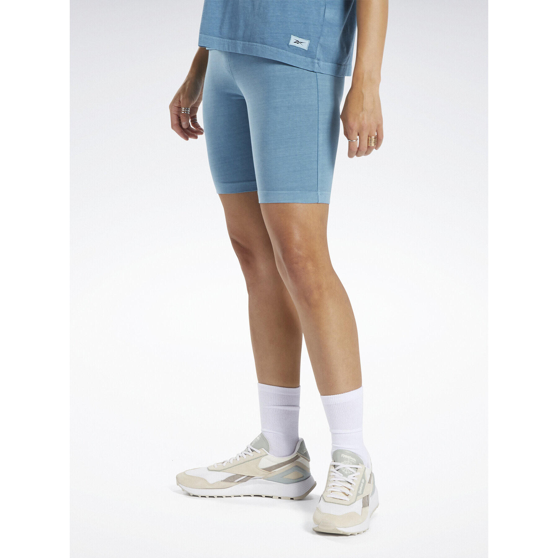 Reebok Спортни шорти Classics Natural Dye Legging Shorts HT7858 Син - Pepit.bg