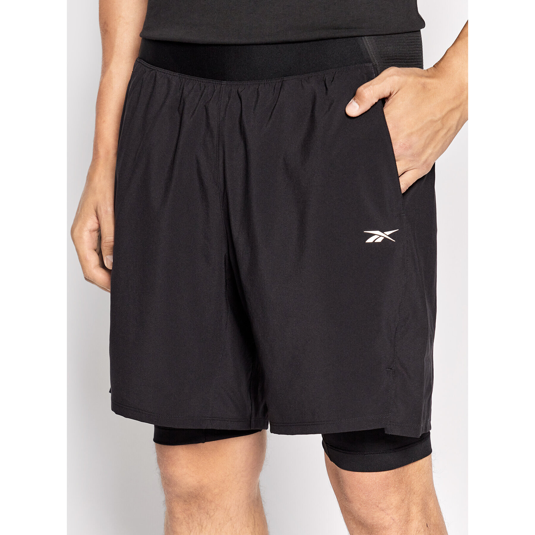 Reebok Спортни шорти Epic GL3115 Черен Regular Fit - Pepit.bg