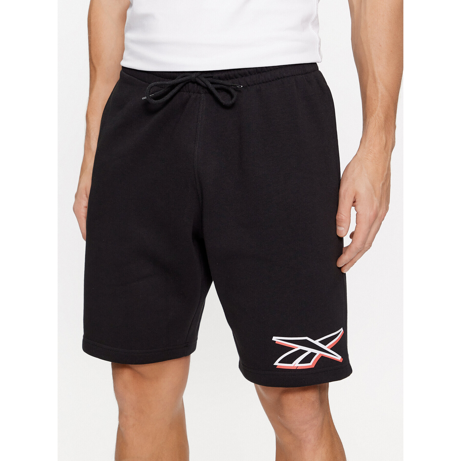 Reebok Спортни шорти Identity IN1681 Черен Regular Fit - Pepit.bg