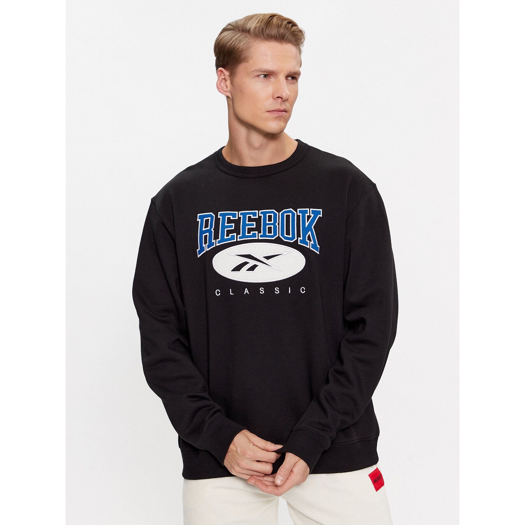 Reebok Суитшърт Archive Essentials II0696 Черен Regular Fit - Pepit.bg