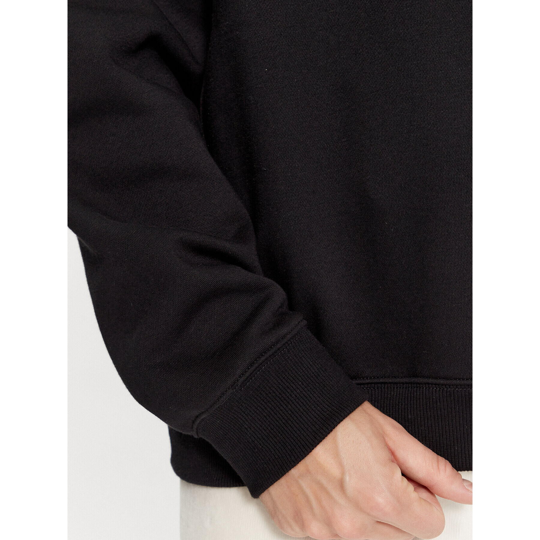 Reebok Суитшърт Archive Essentials II0696 Черен Regular Fit - Pepit.bg