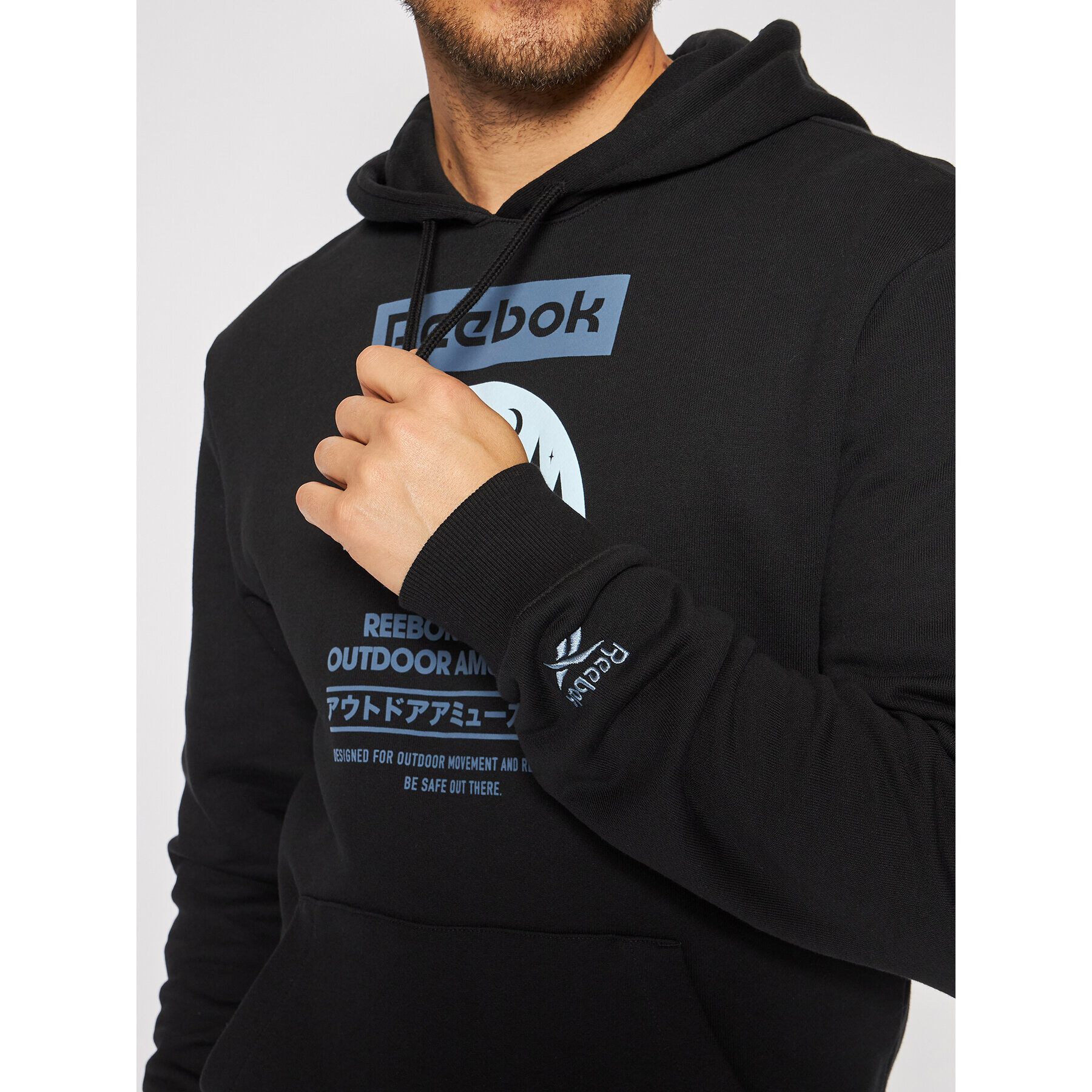 Reebok Суитшърт Camping Graphic GS4191 Черен Relaxed Fit - Pepit.bg