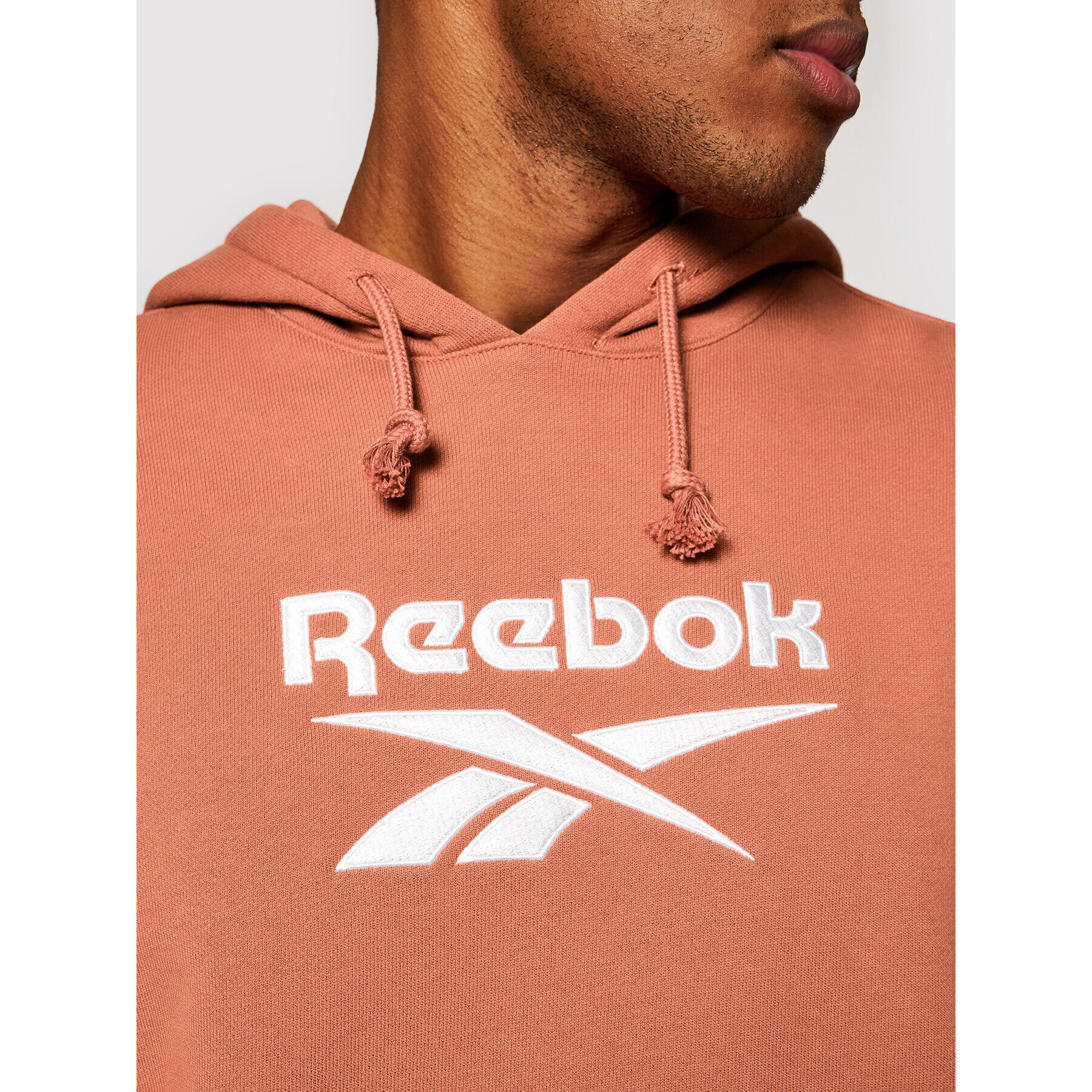 Reebok Суитшърт Classics Foundation Vector GU3881 Кафяв Oversize - Pepit.bg