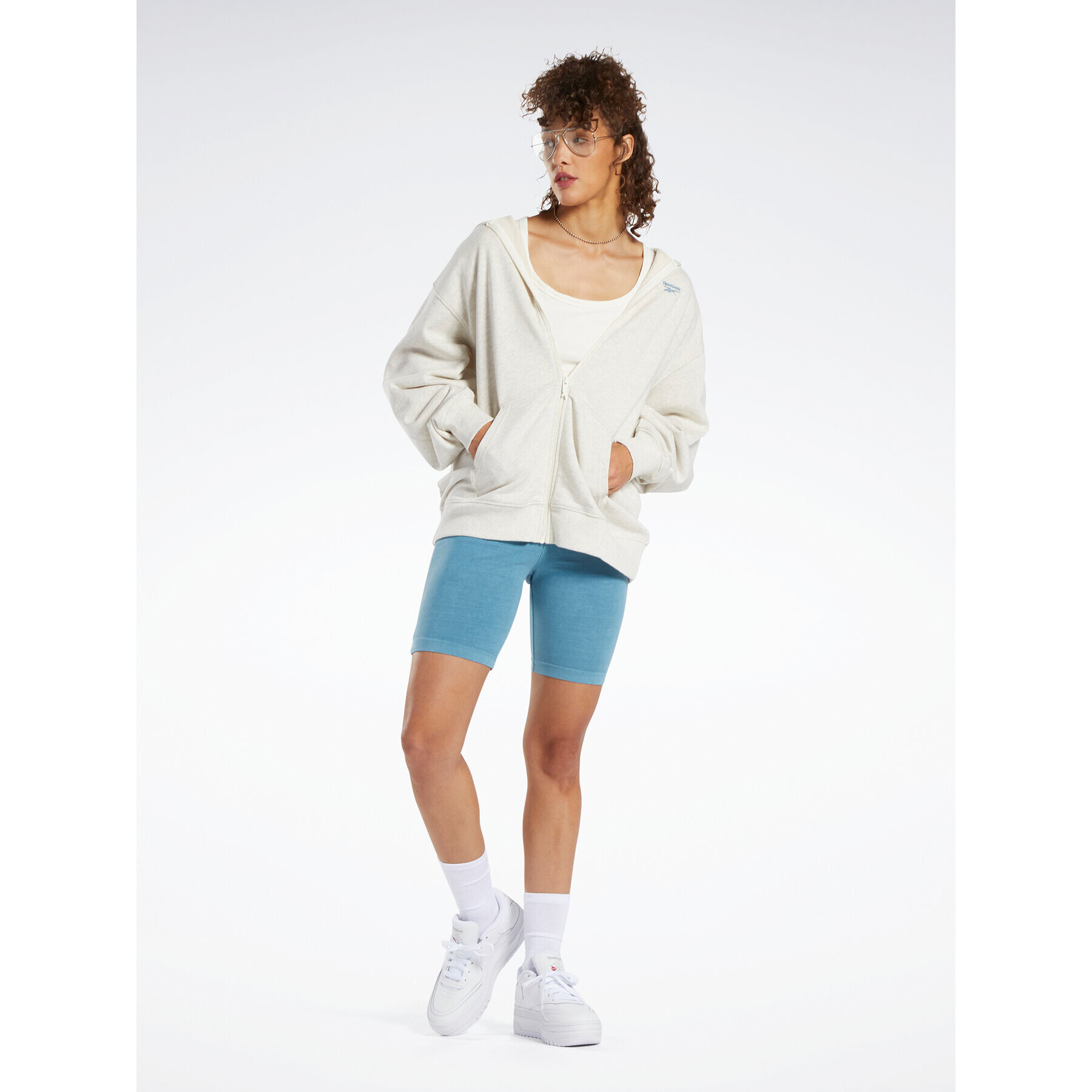 Reebok Суитшърт Classics Oversized Long Zip-Up Hoodie IC8093 Сив - Pepit.bg