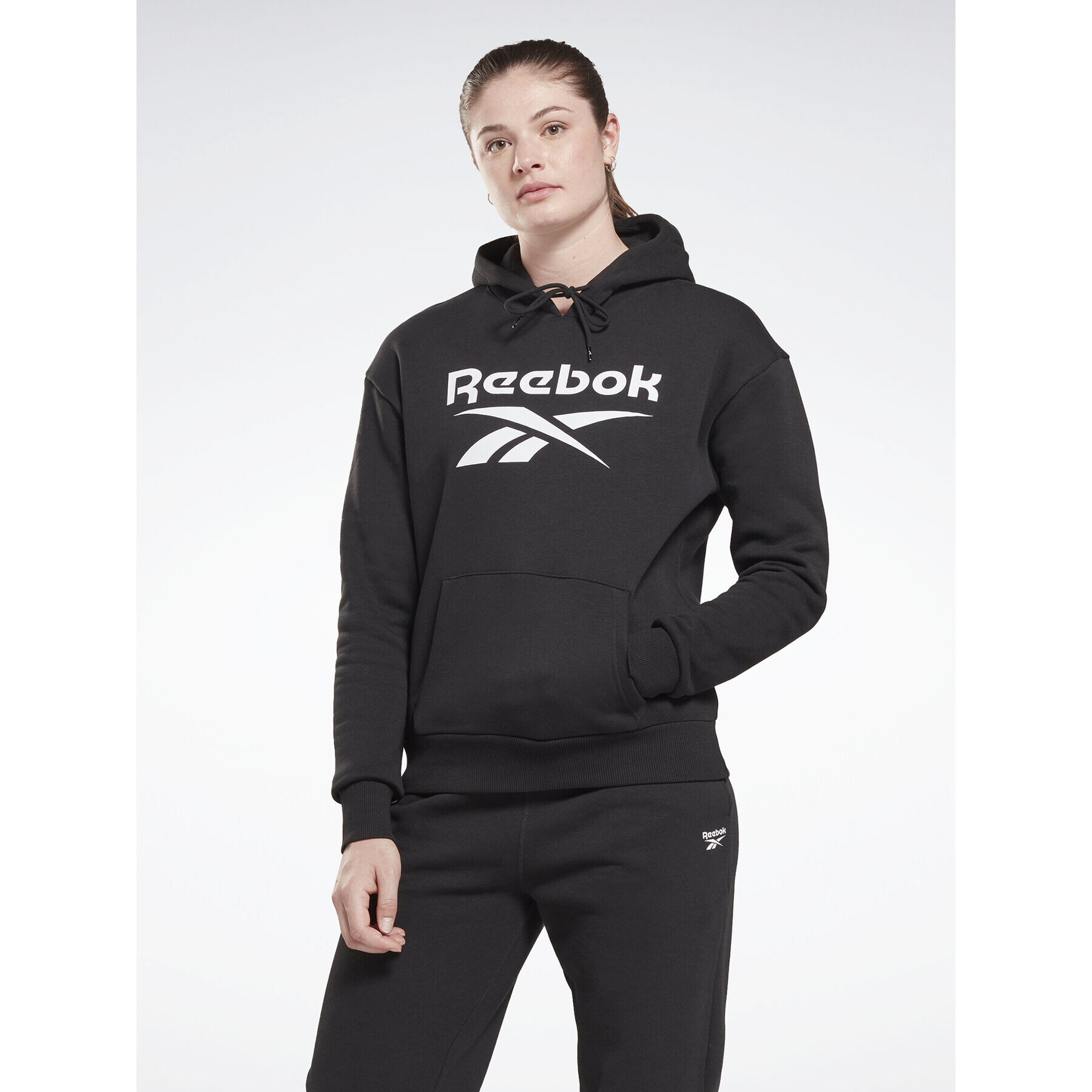 Reebok Суитшърт Identity Big Logo H54748 Черен Loose Fit - Pepit.bg