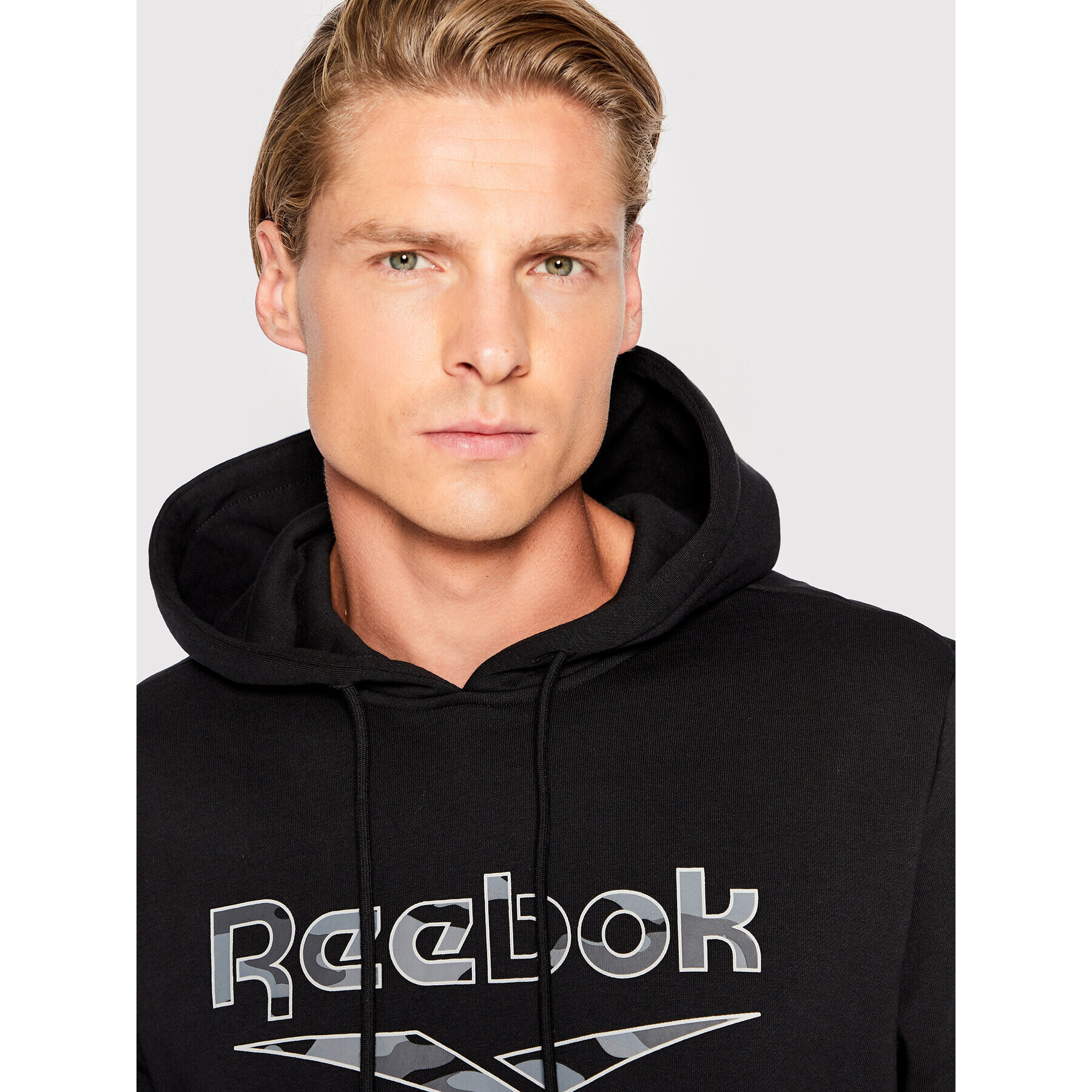 Reebok Суитшърт Identity Big Logo HE8174 Черен Regular Fit - Pepit.bg