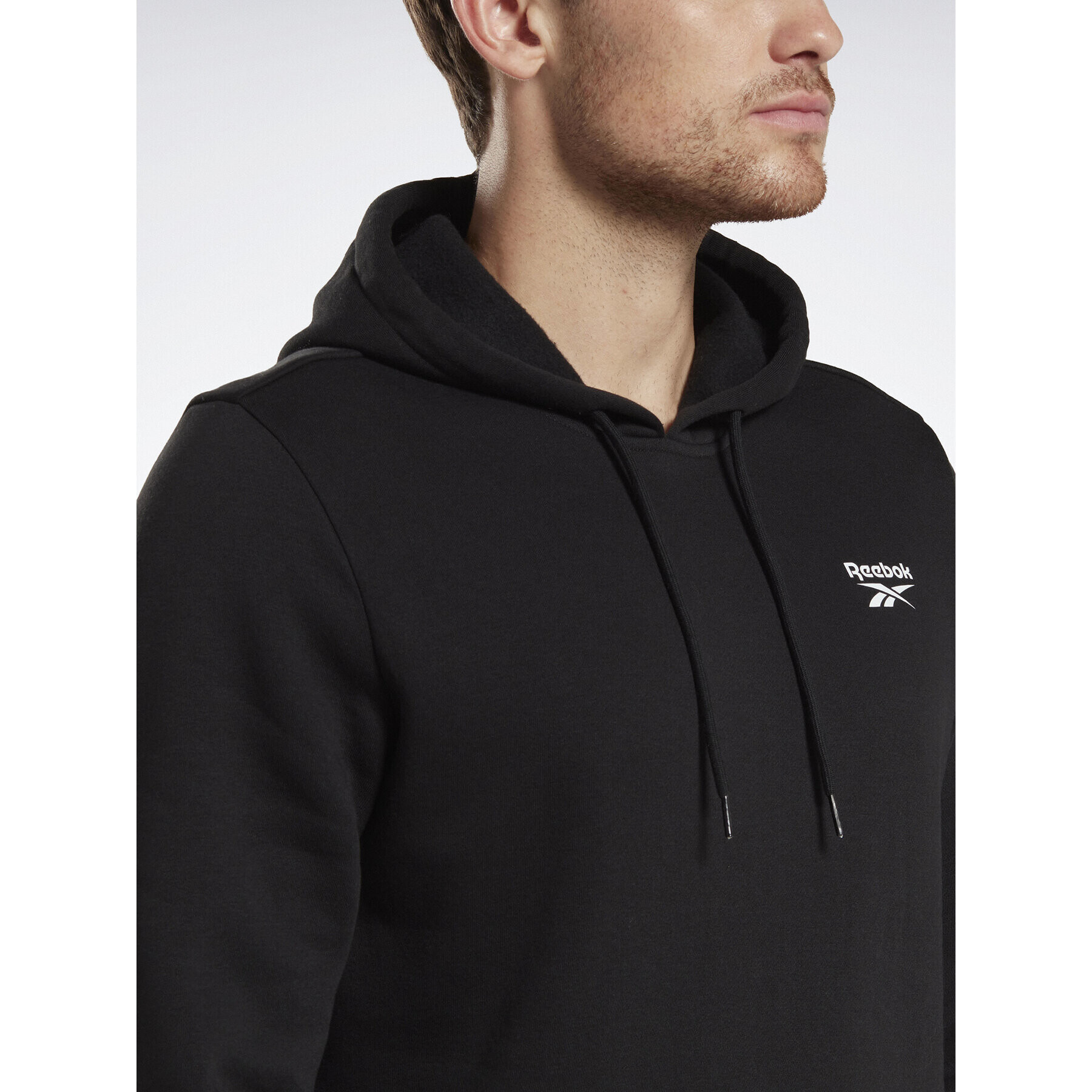 Reebok Суитшърт Identity Fleece Over-the-Head Hoodie IB2993 Черен - Pepit.bg