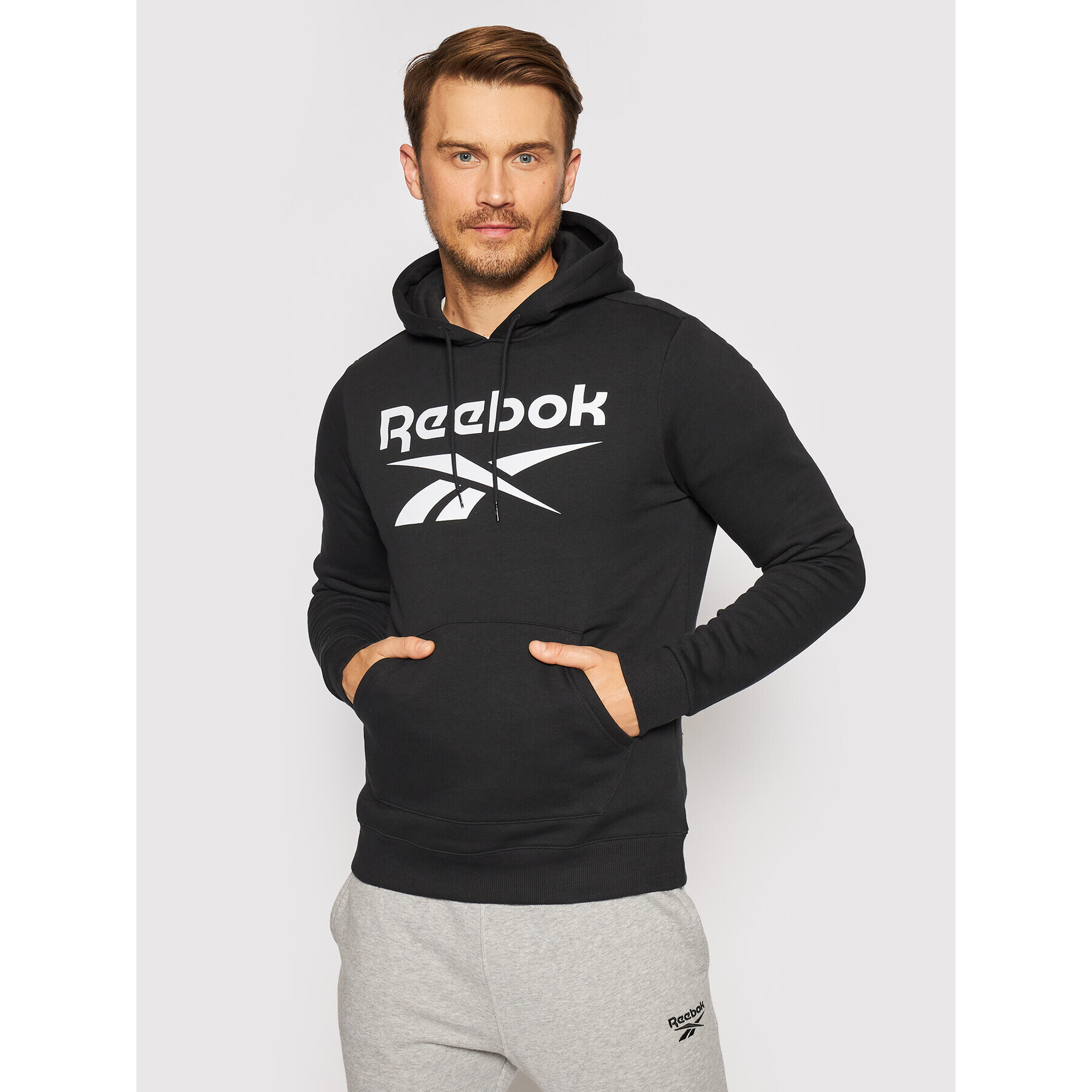 Reebok Суитшърт Identity GR1658 Черен Regular Fit - Pepit.bg