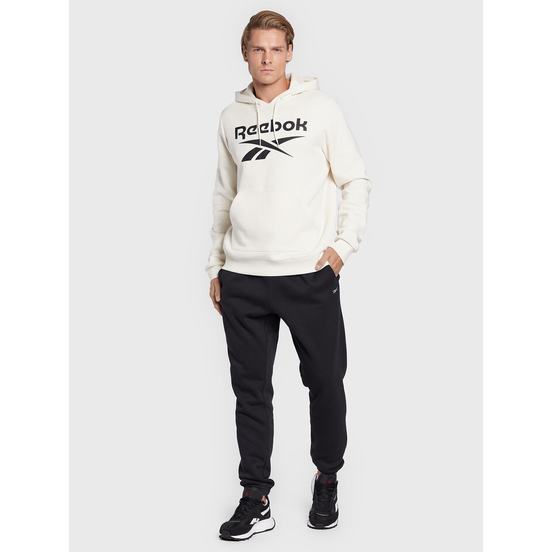 Reebok Суитшърт Identity HI0647 Бежов Regular Fit - Pepit.bg