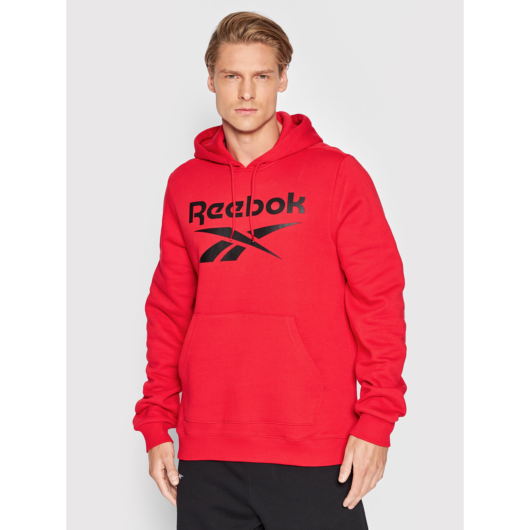 Reebok Суитшърт Identity HM5339 Червен Regular Fit - Pepit.bg