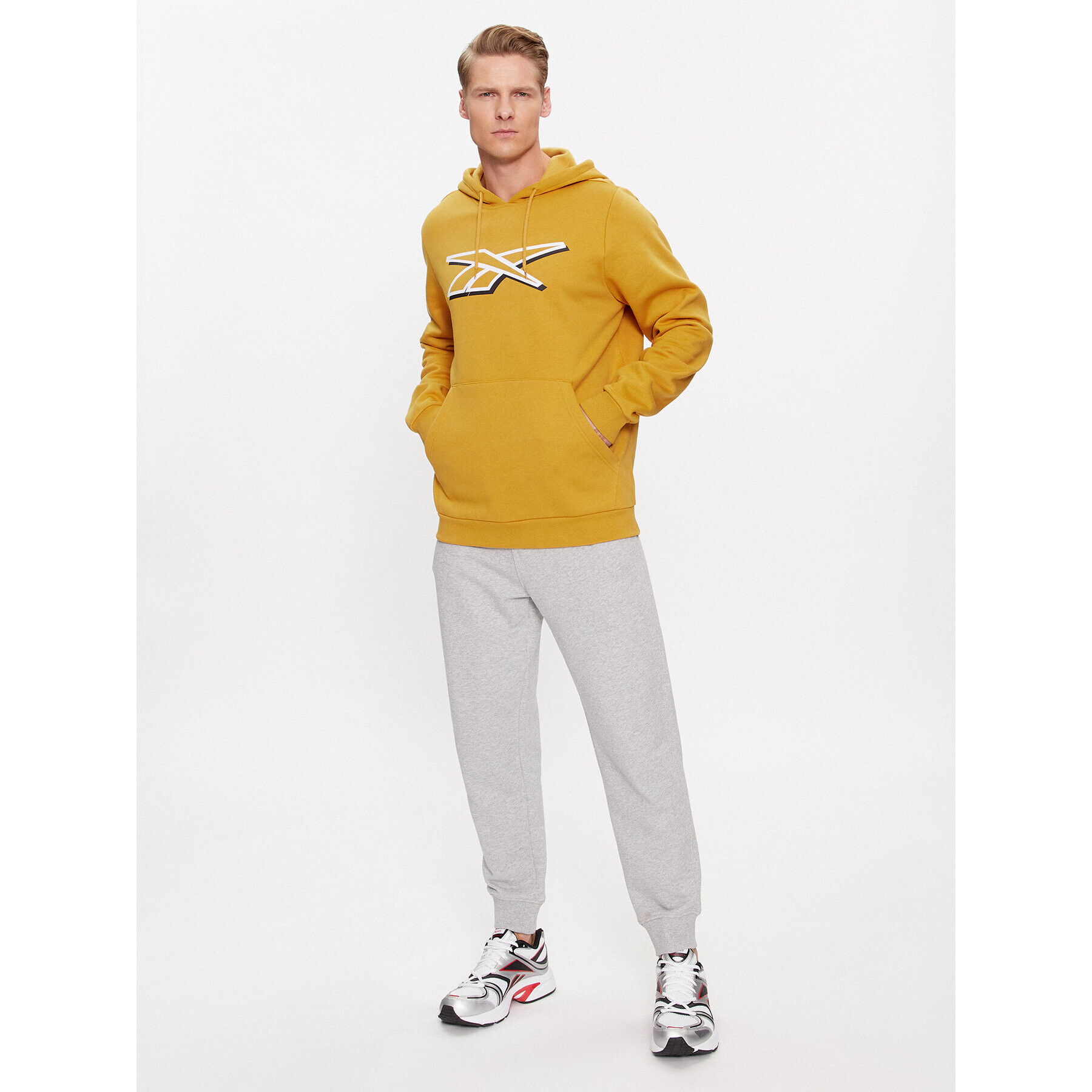 Reebok Суитшърт Identity IN1692 Жълт Regular Fit - Pepit.bg