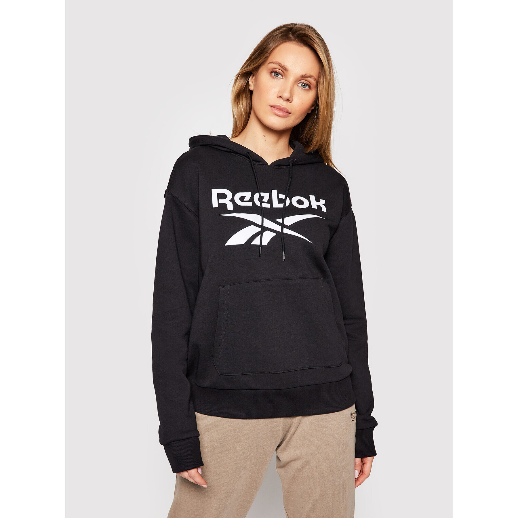 Reebok Суитшърт Identity Logo GI6699 Черен Oversize - Pepit.bg